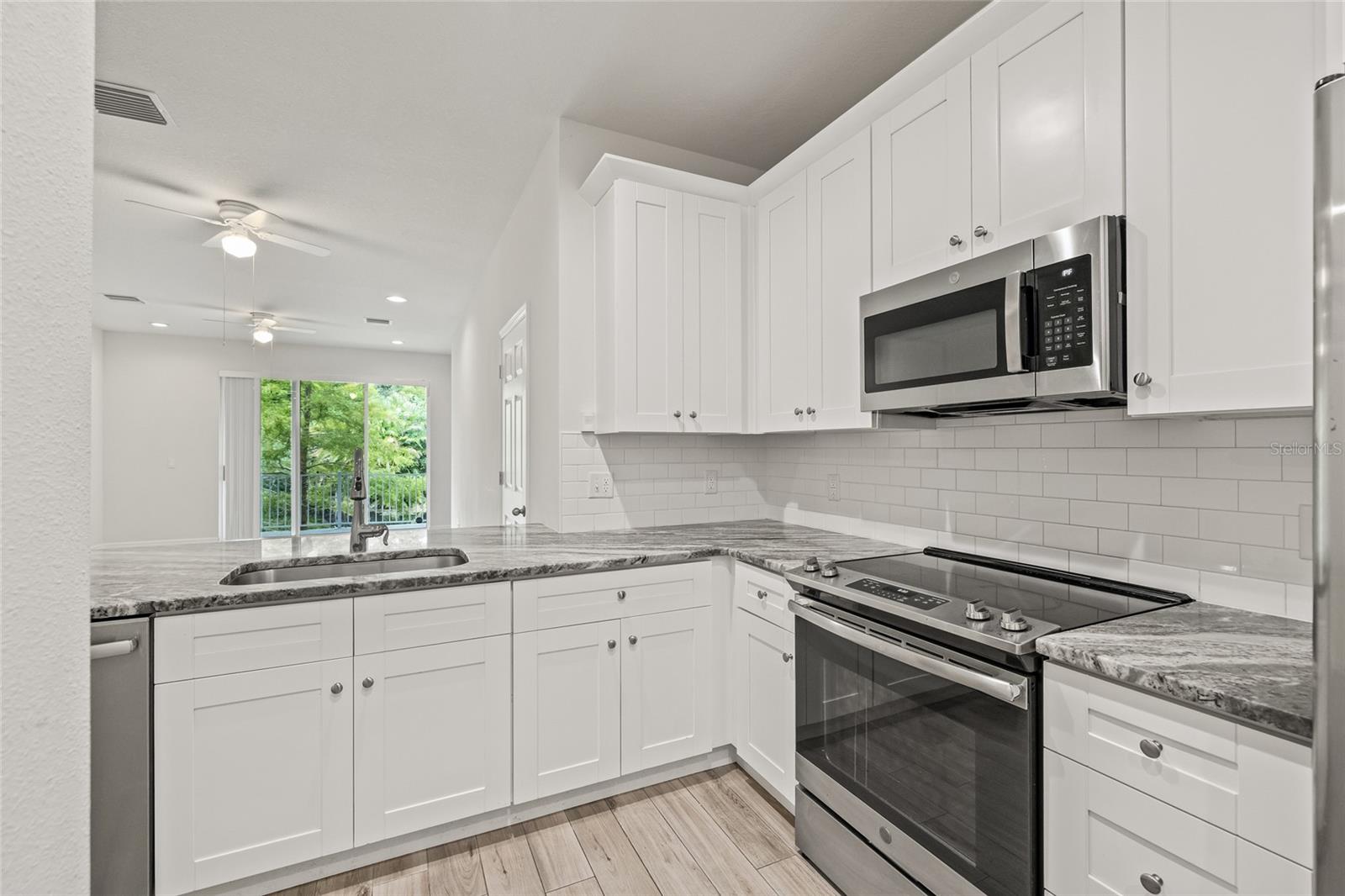 1950 LAKE RIDGE BLVD, CLEARWATER, FL, 33763