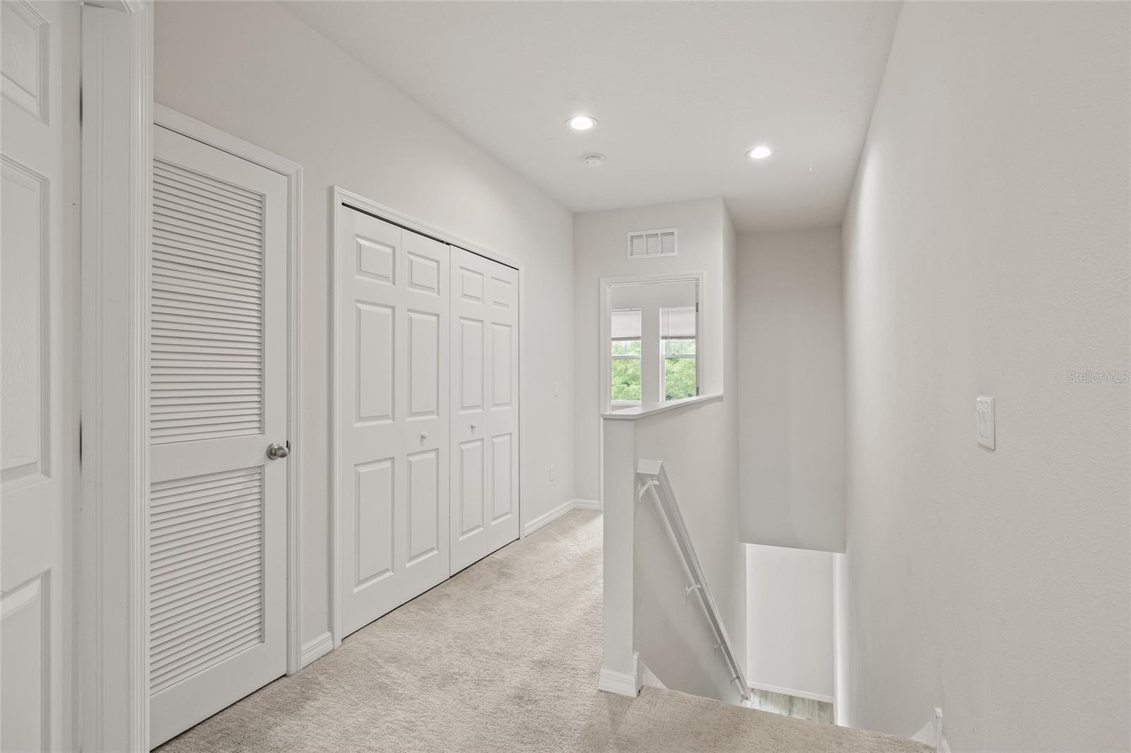 1950 LAKE RIDGE BLVD, CLEARWATER, FL, 33763