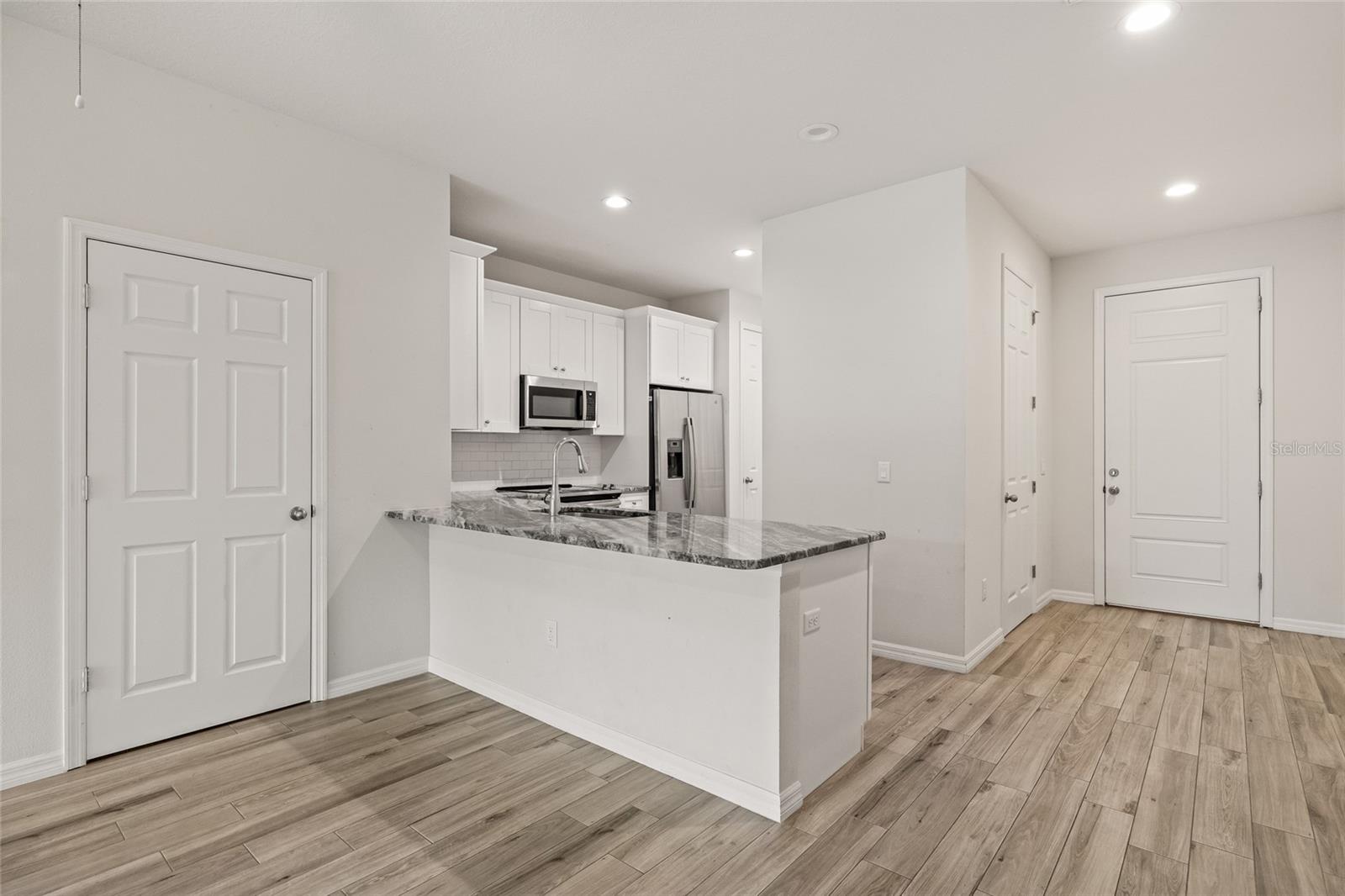 1950 LAKE RIDGE BLVD, CLEARWATER, FL, 33763