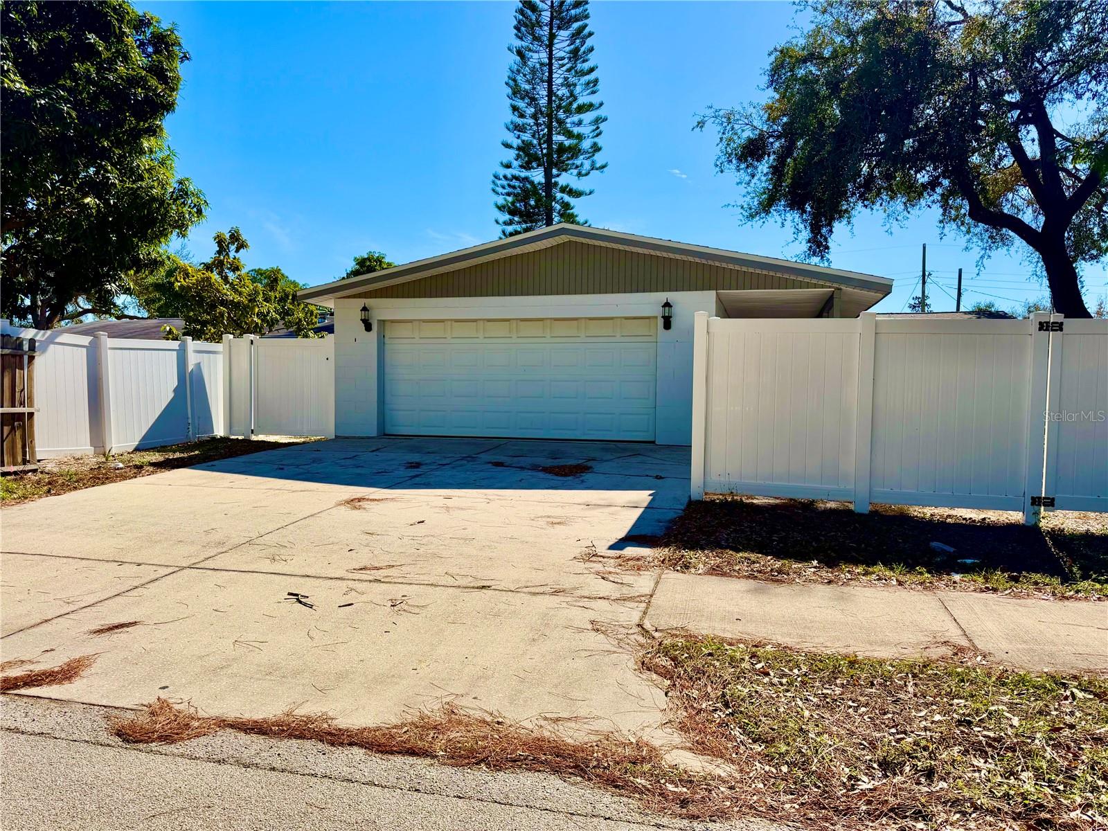 Garage entry on 73rd.