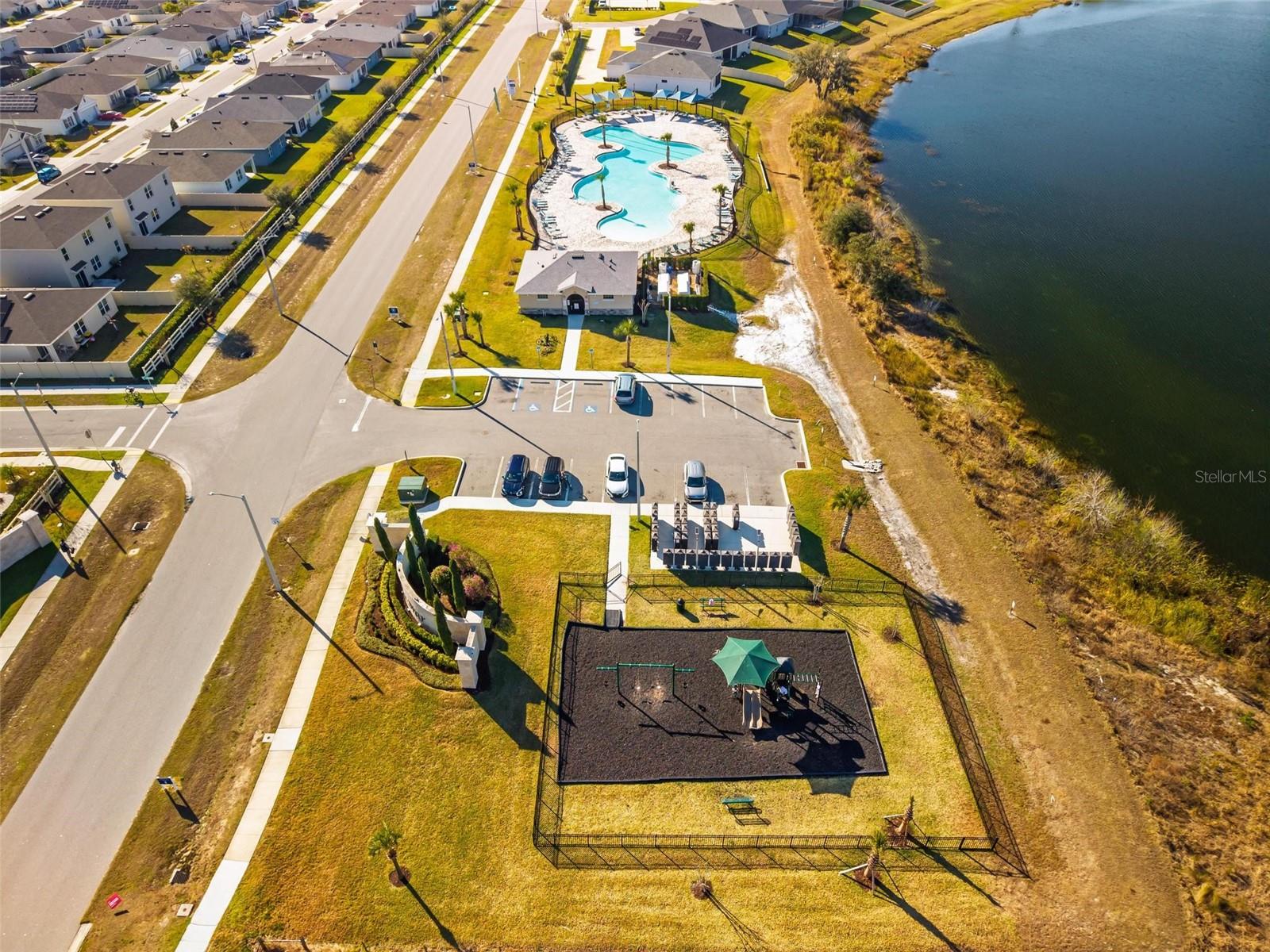 6408 DOMIZIO DR, WINTER HAVEN, FL, 33884