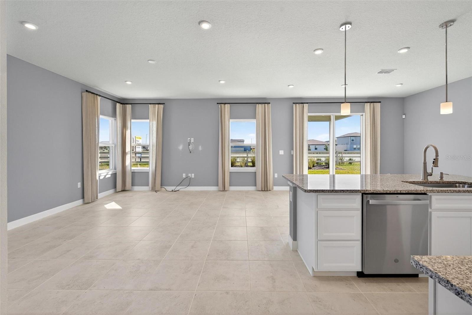 6408 DOMIZIO DR, WINTER HAVEN, FL, 33884