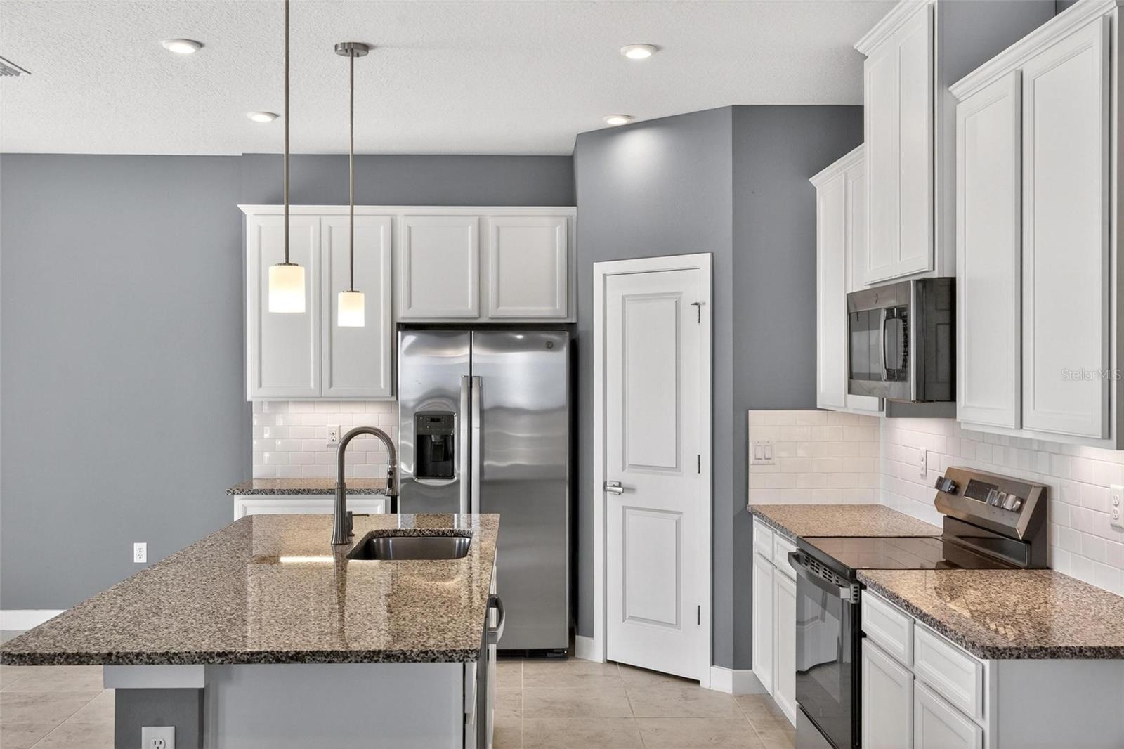 6408 DOMIZIO DR, WINTER HAVEN, FL, 33884