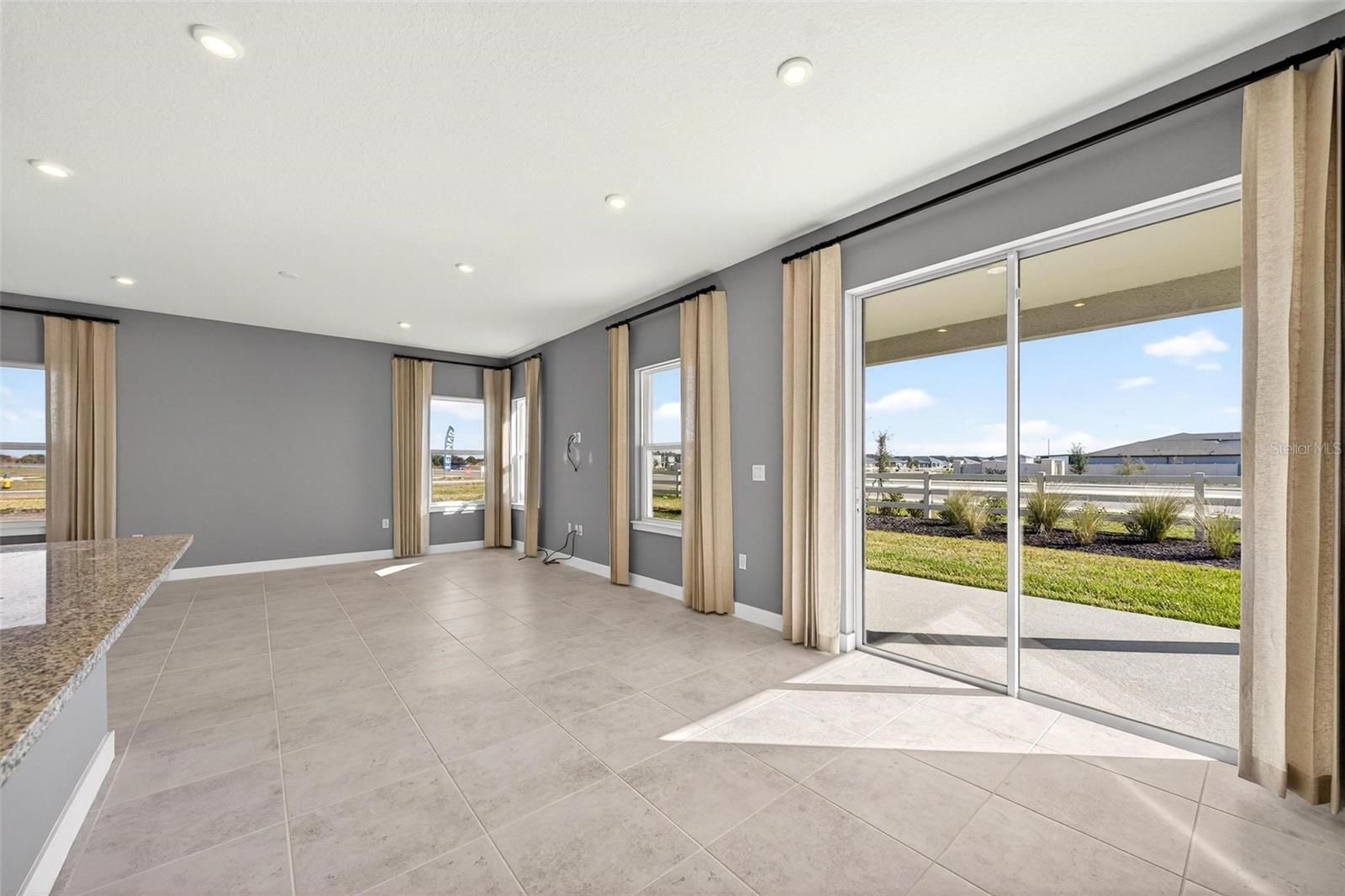 6408 DOMIZIO DR, WINTER HAVEN, FL, 33884