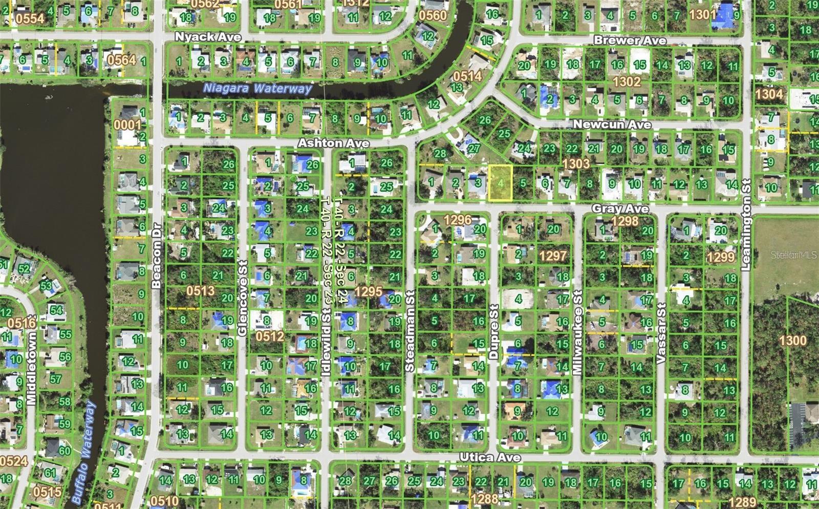 23064 GRAY AVE, PORT CHARLOTTE, FL, 33980