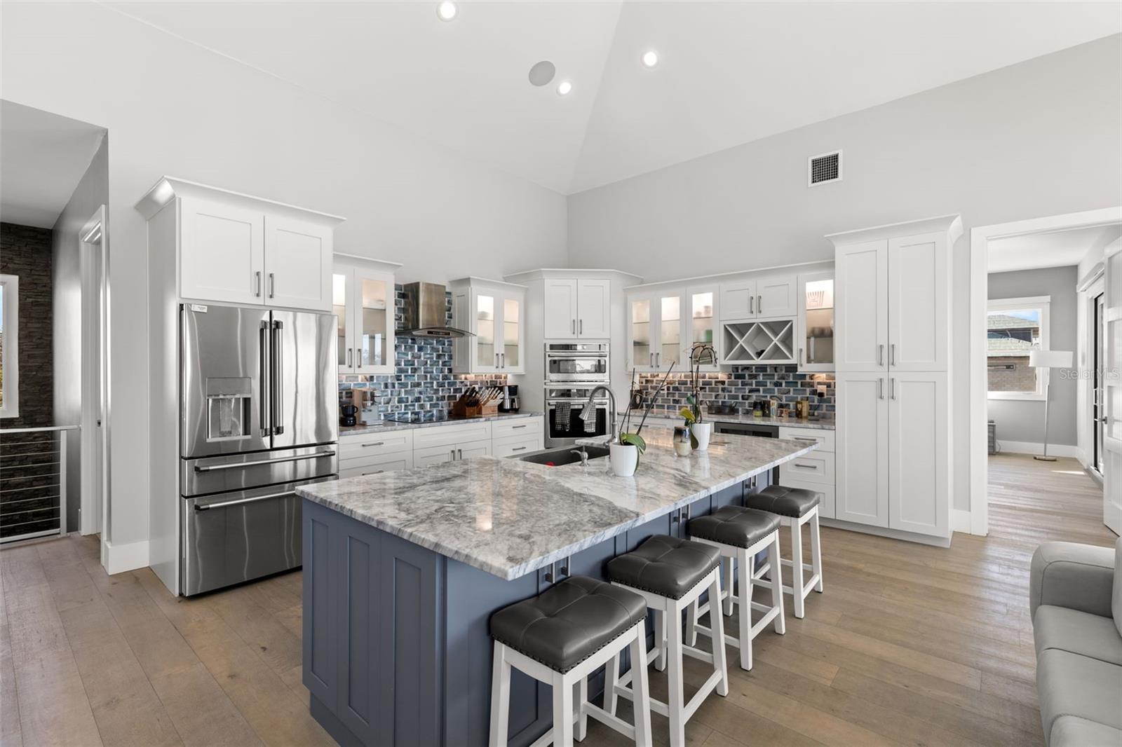 7966 1ST AVE S, ST PETERSBURG, FL, 33707