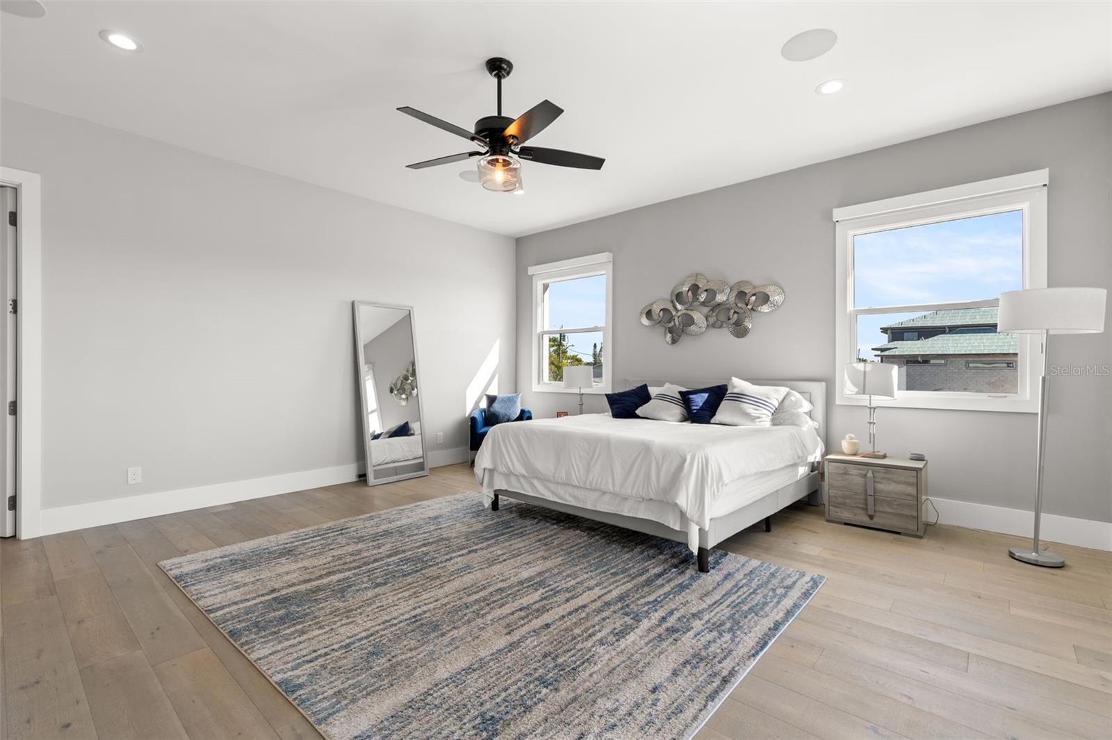 7966 1ST AVE S, ST PETERSBURG, FL, 33707