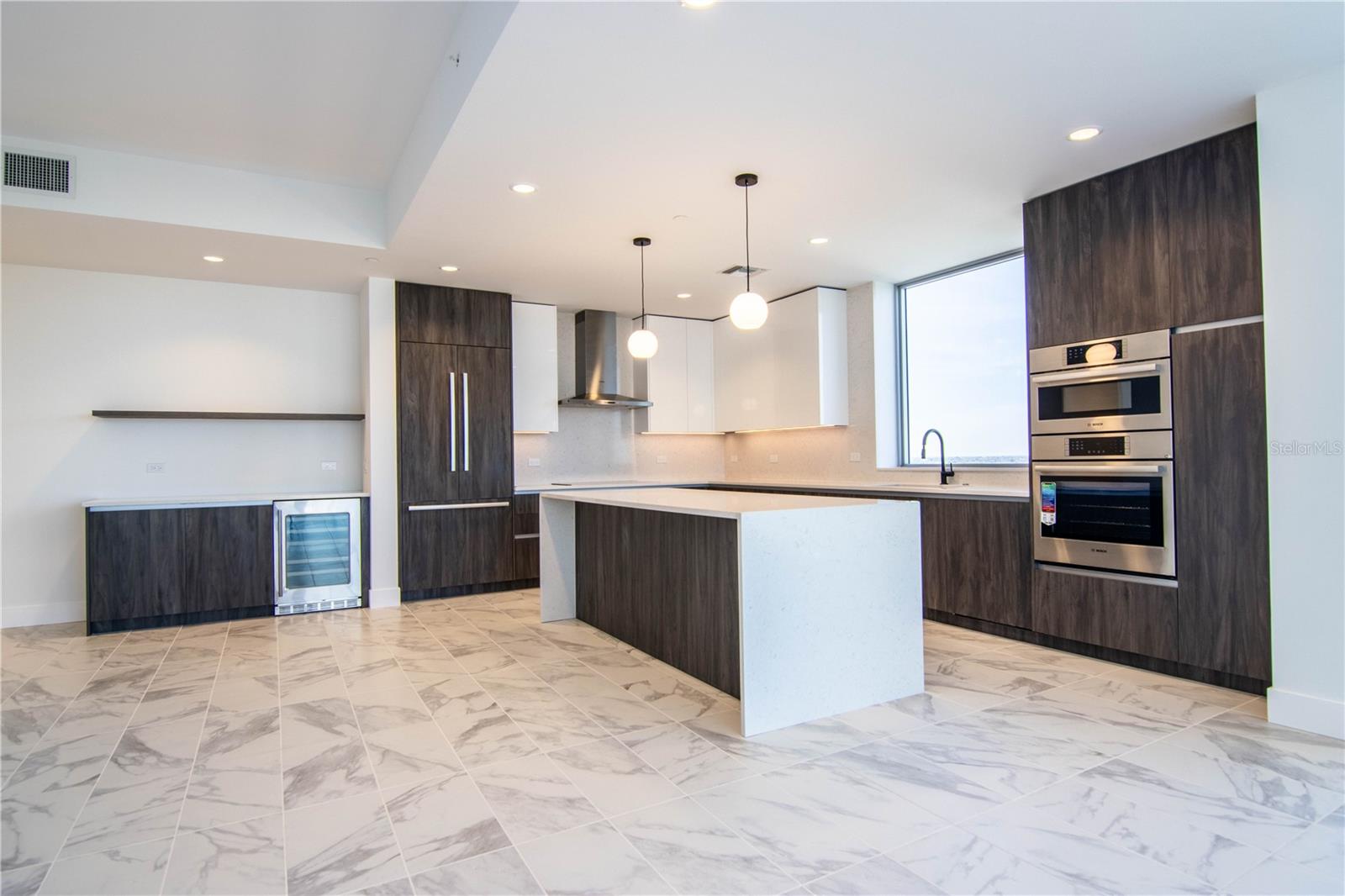 777 3RD AVE N #1603, ST PETERSBURG, FL, 33701