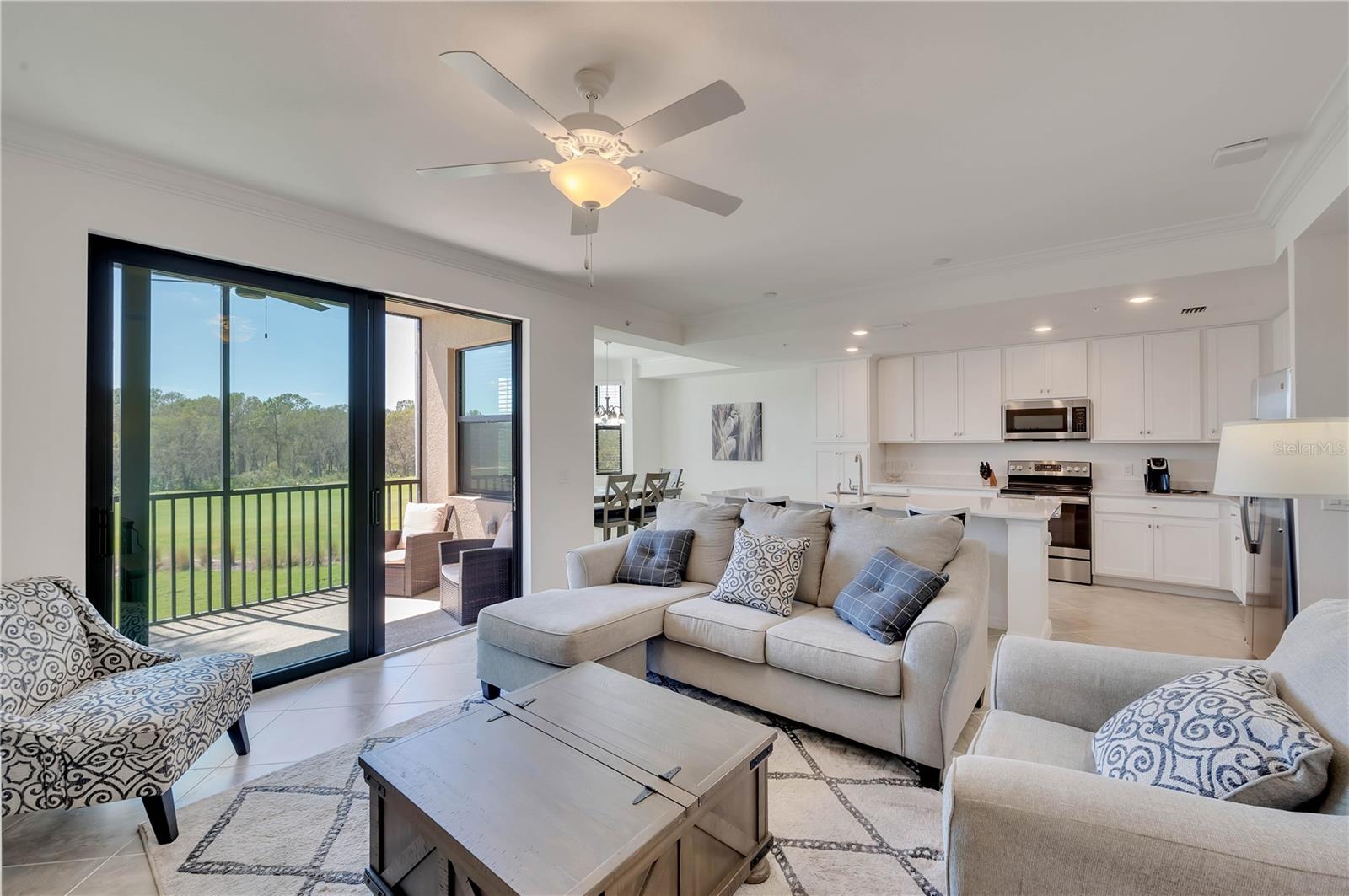 17510 GAWTHROP DR #203, LAKEWOOD RANCH, FL, 34211