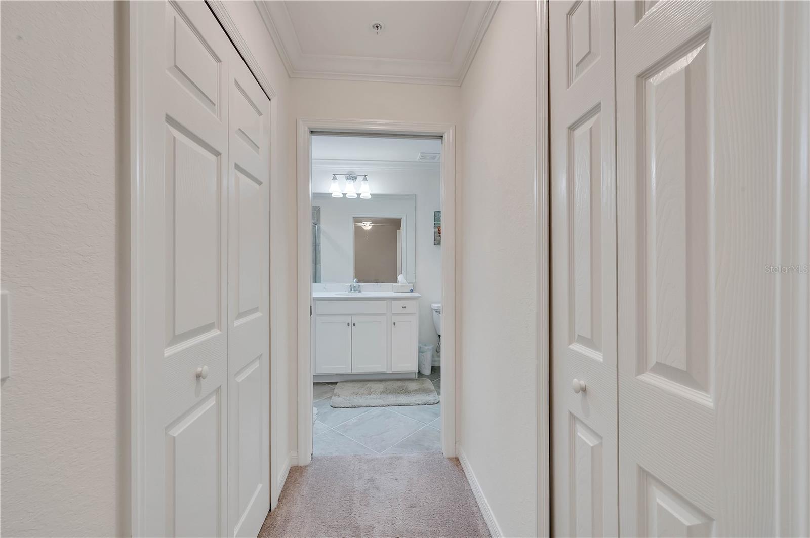 17510 GAWTHROP DR #203, LAKEWOOD RANCH, FL, 34211