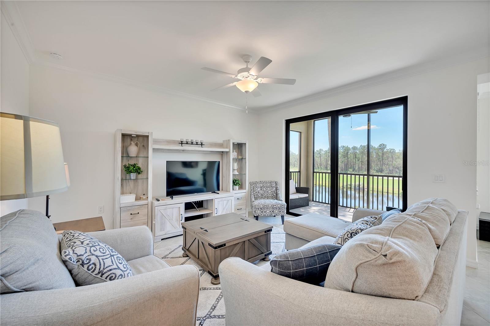 17510 GAWTHROP DR #203, LAKEWOOD RANCH, FL, 34211