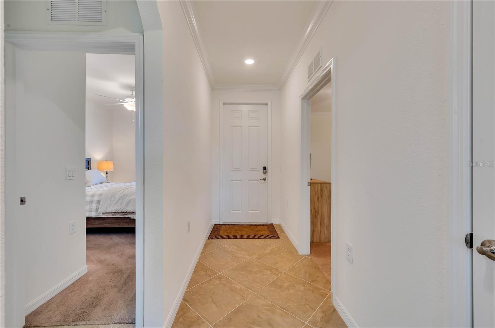 17510 GAWTHROP DR #203, LAKEWOOD RANCH, FL, 34211