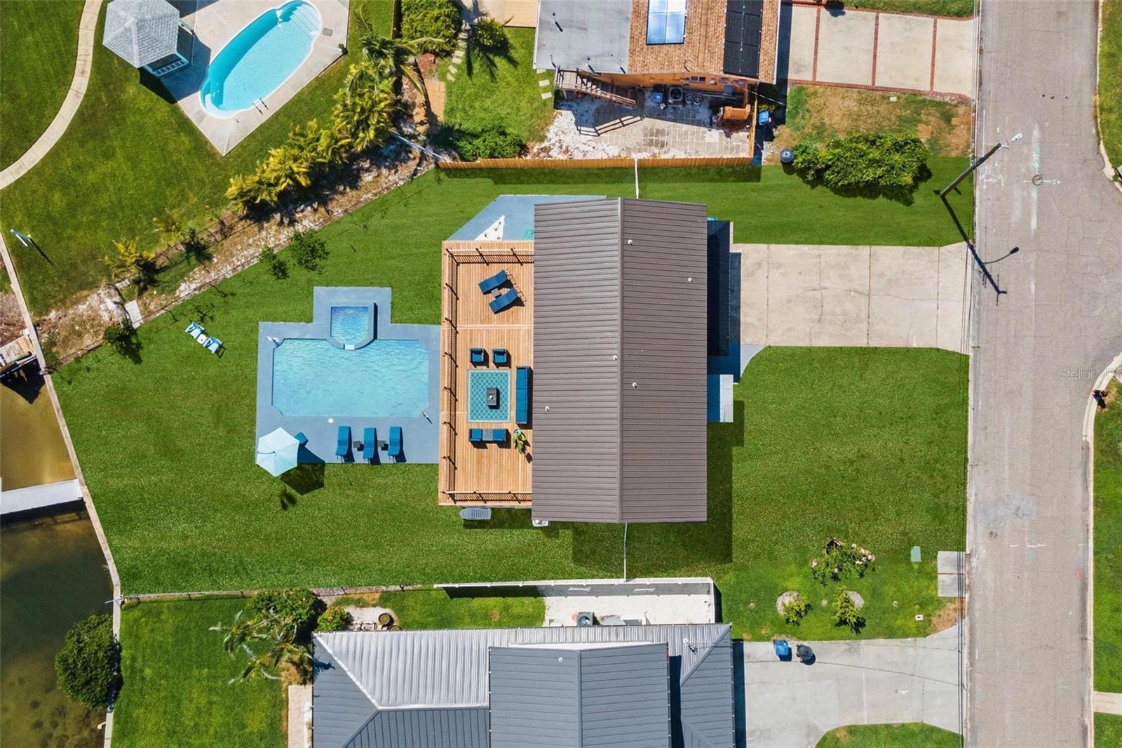 380 COLONY POINT RD S, ST PETERSBURG, FL, 33705