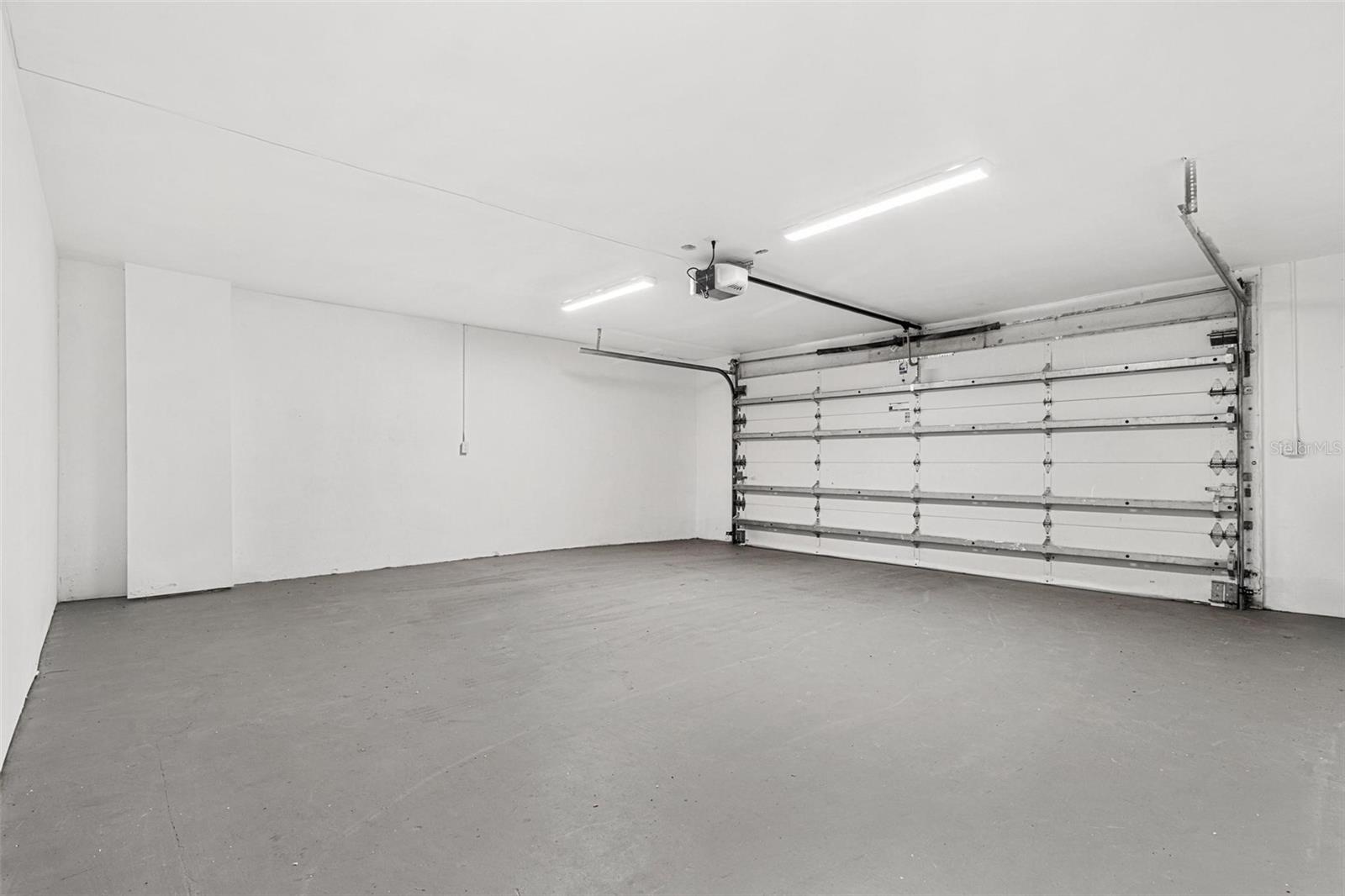 380 COLONY POINT RD S, ST PETERSBURG, FL, 33705