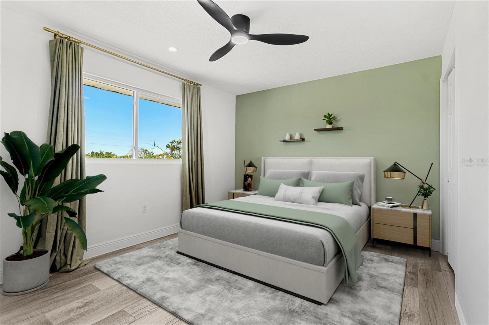 380 COLONY POINT RD S, ST PETERSBURG, FL, 33705