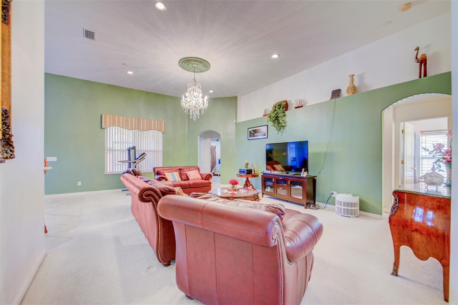 306 CARRIAGE OAK PL, SEFFNER, FL, 33584