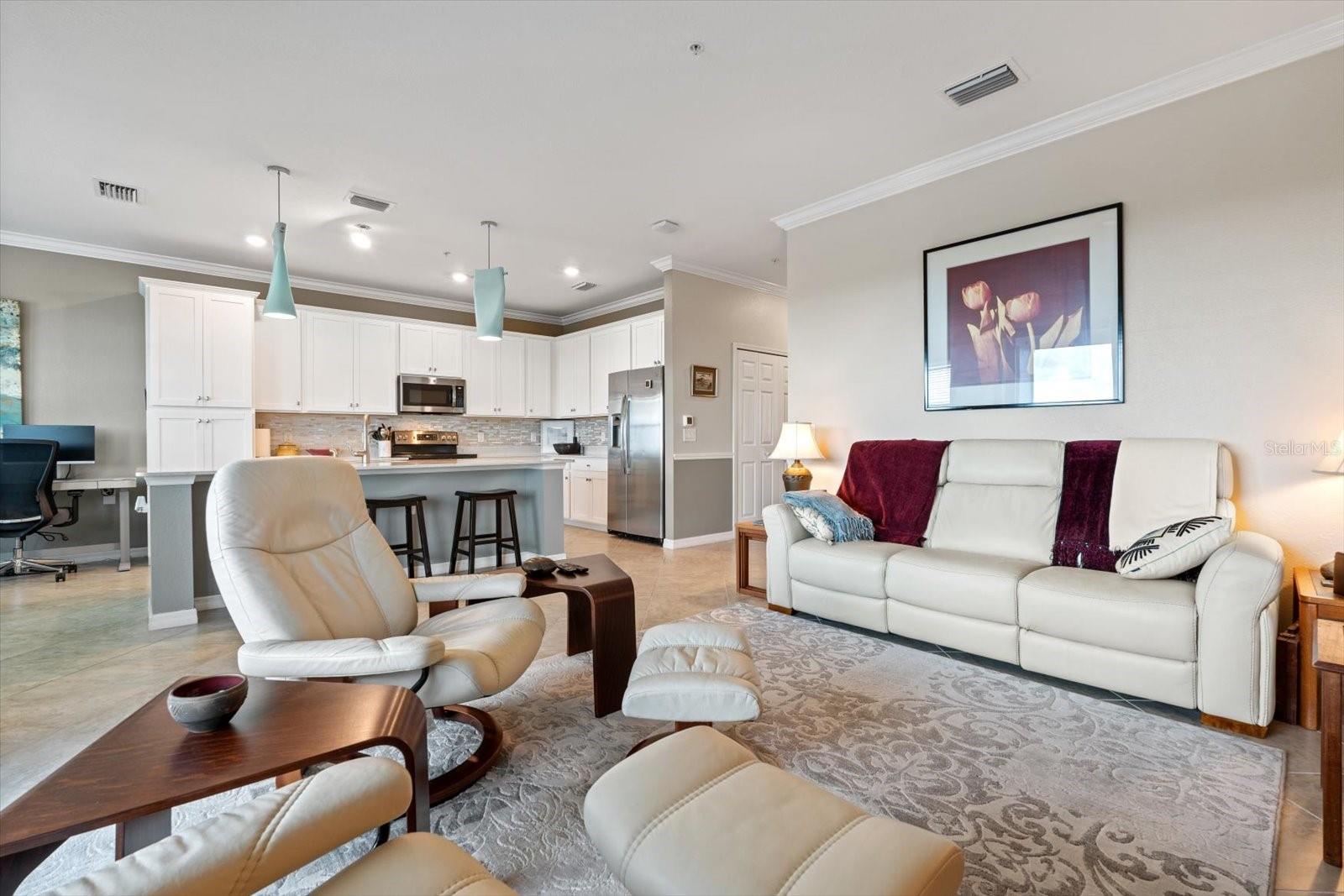 17520 GAWTHROP DR #401, LAKEWOOD RANCH, FL, 34211