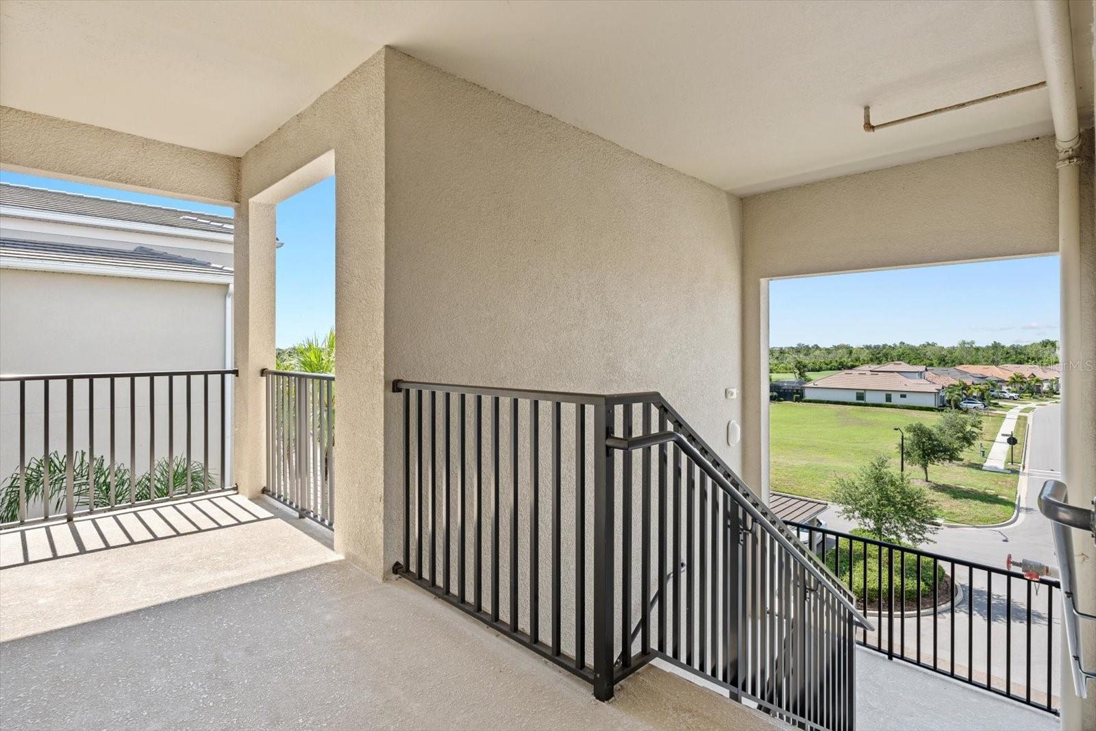 17520 GAWTHROP DR #401, LAKEWOOD RANCH, FL, 34211