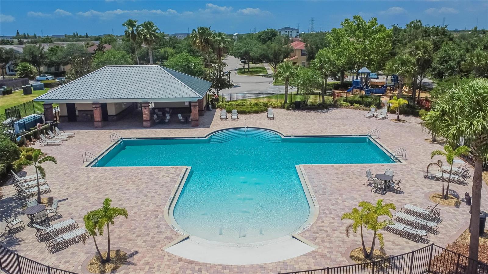 5242 FALLEN LEAF DR, RIVERVIEW, FL, 33578