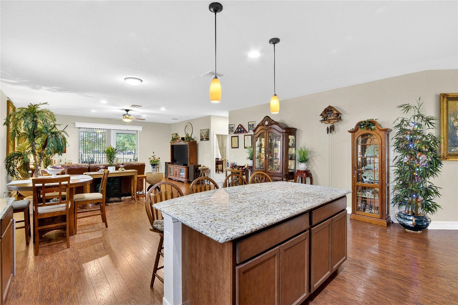 5242 FALLEN LEAF DR, RIVERVIEW, FL, 33578