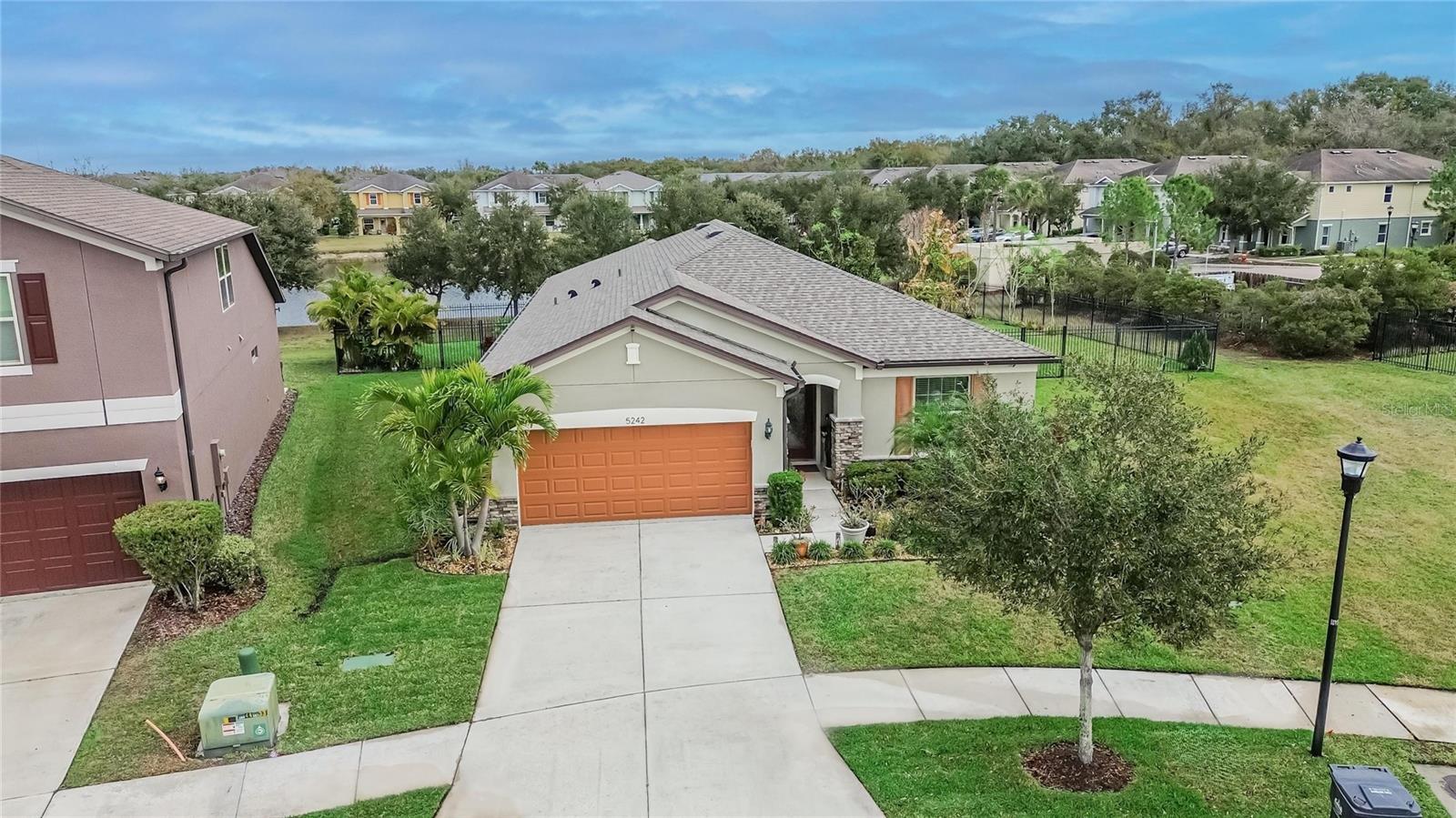 5242 FALLEN LEAF DR, RIVERVIEW, FL, 33578