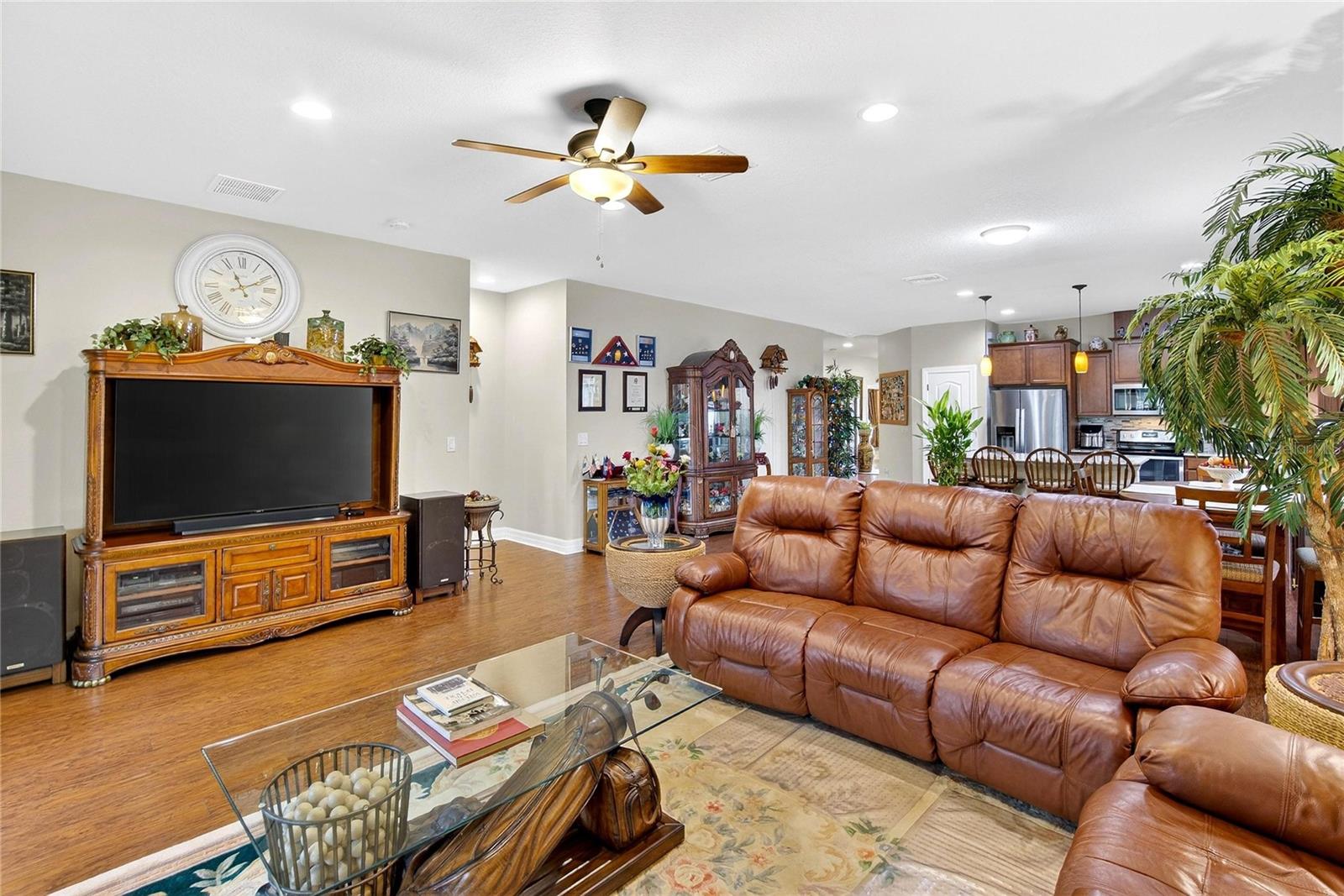 5242 FALLEN LEAF DR, RIVERVIEW, FL, 33578