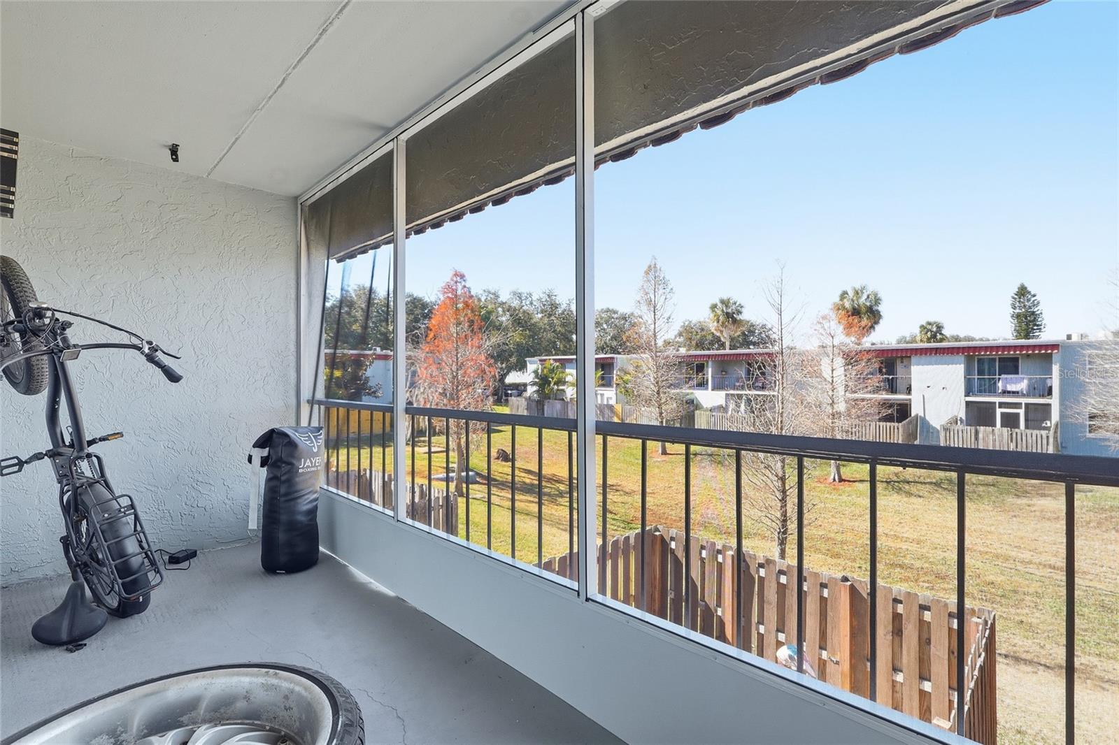 2862 SOMERSET PARK DR, TAMPA, FL, 33613