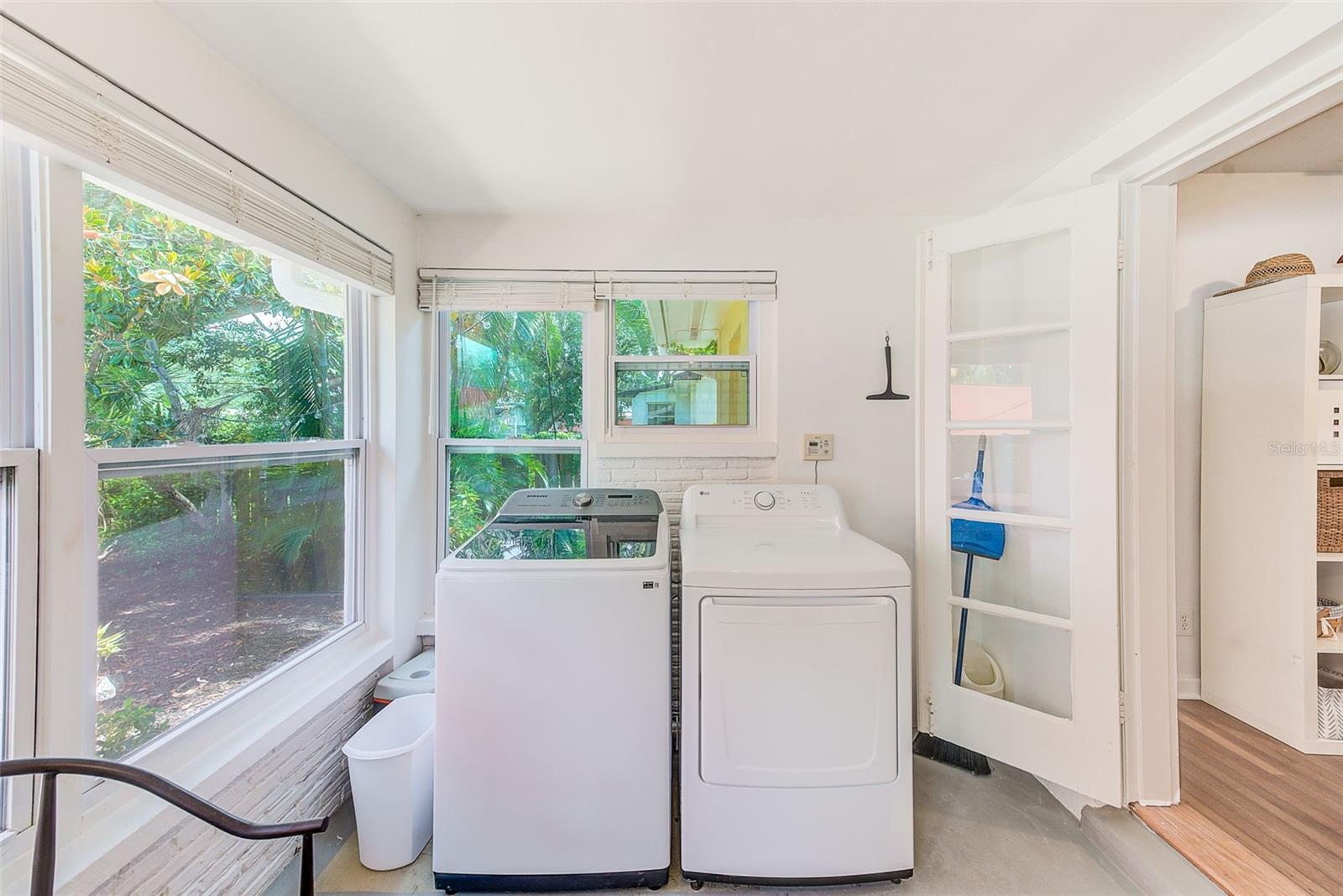 240-242 MATEO WAY NE, ST PETERSBURG, FL, 33704