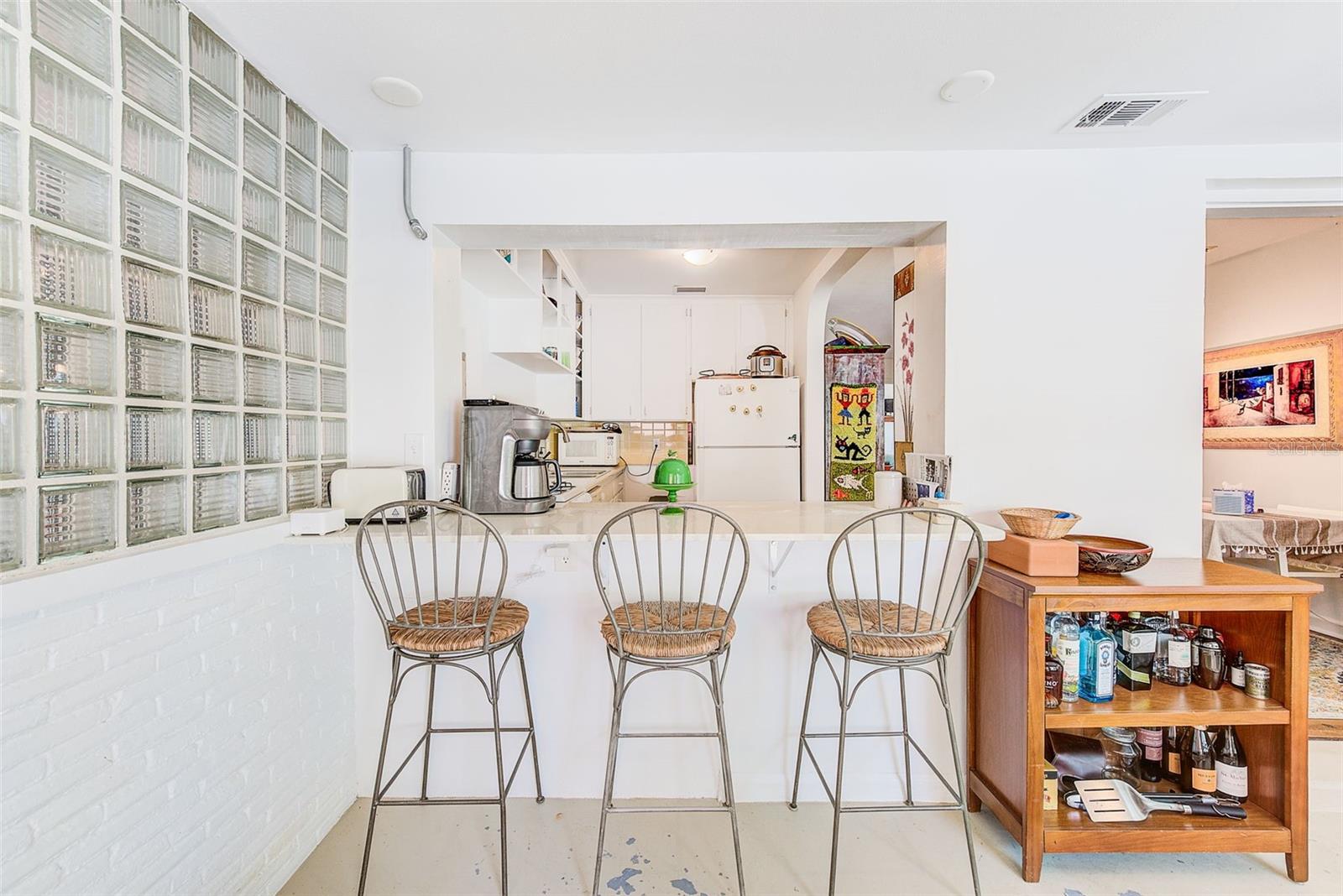 240-242 MATEO WAY NE, ST PETERSBURG, FL, 33704