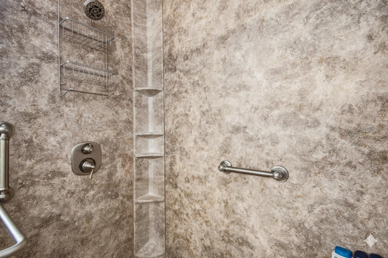 45 RIVERVIEW DR, PALM COAST, FL, 32164