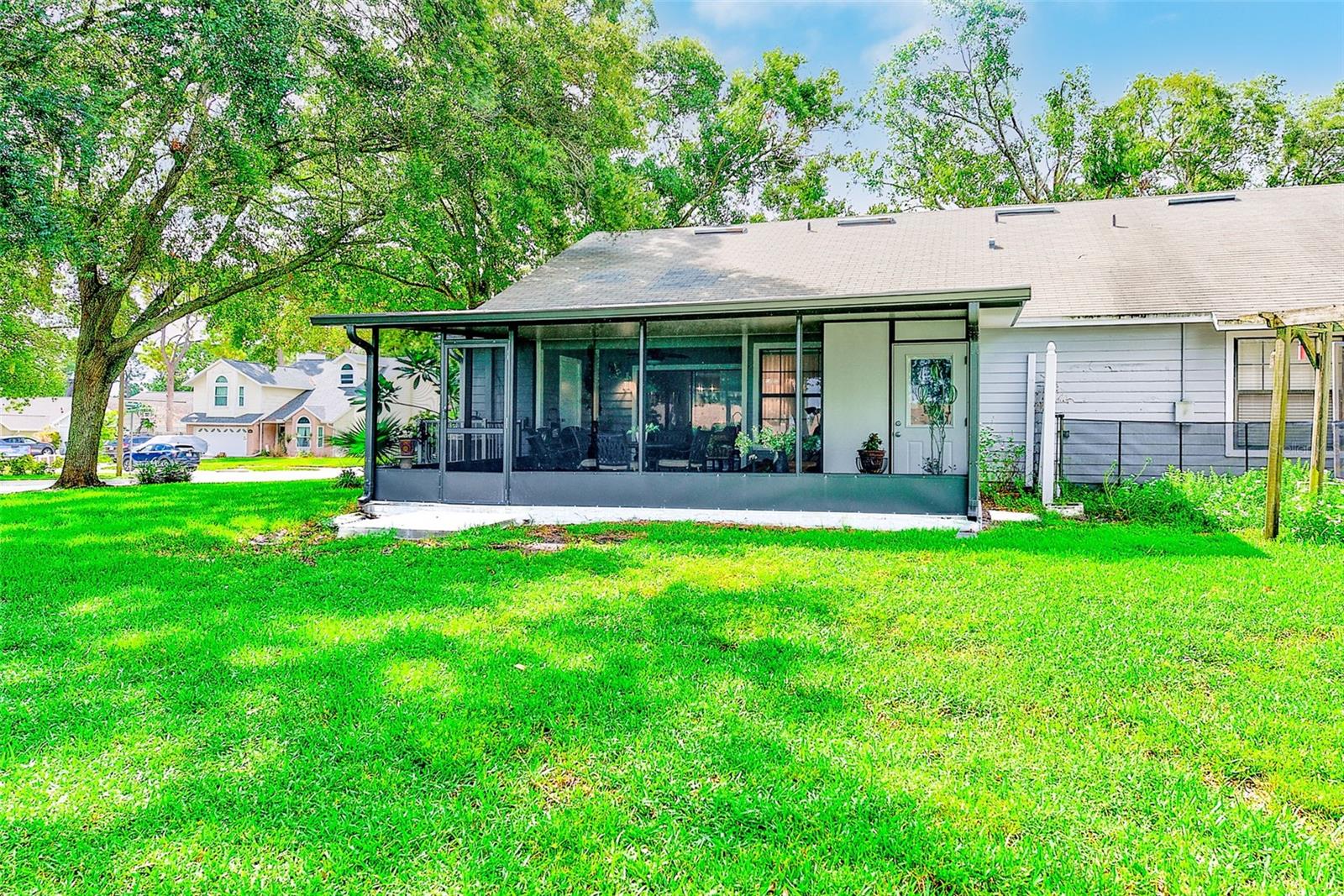 2728 BENTLEY DR, PALM HARBOR, FL, 34684