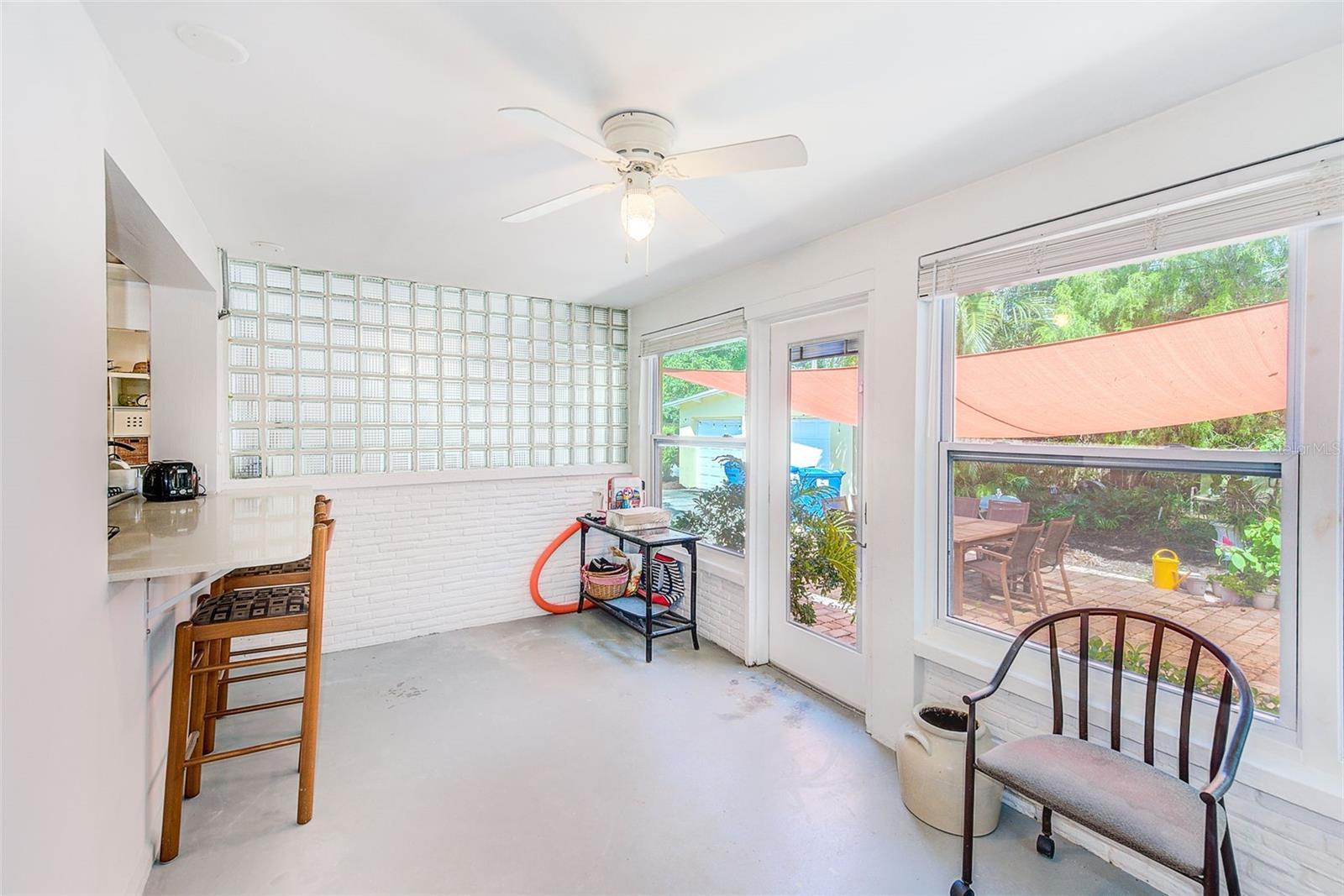 240-242 MATEO WAY NE, ST PETERSBURG, FL, 33704