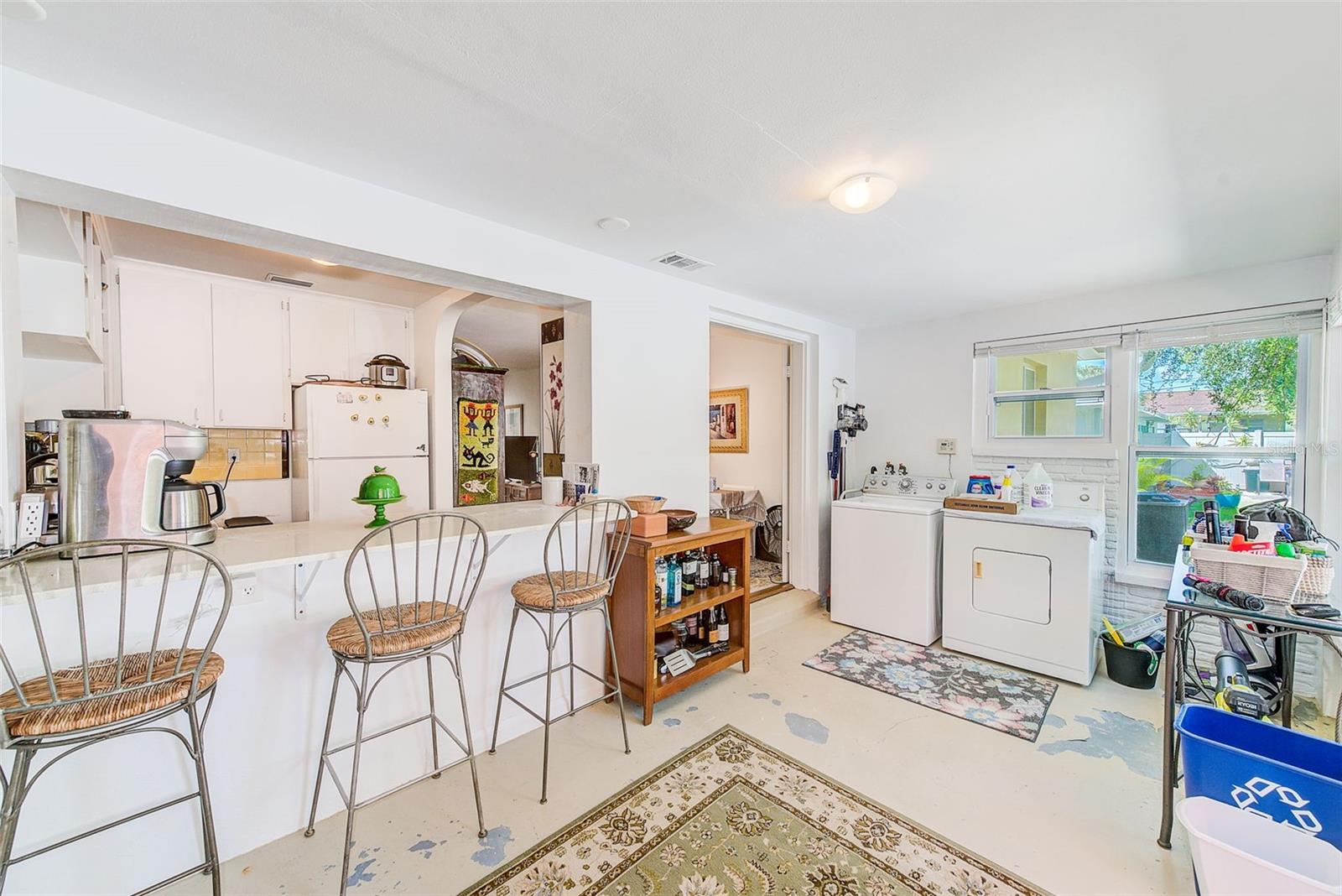 240-242 MATEO WAY NE, ST PETERSBURG, FL, 33704