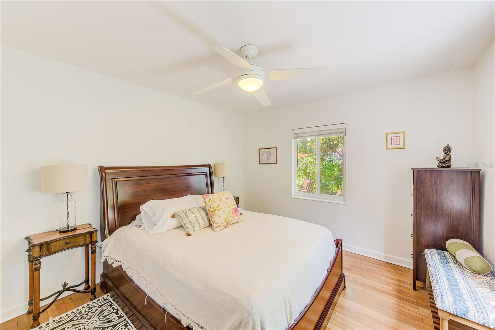 240-242 MATEO WAY NE, ST PETERSBURG, FL, 33704