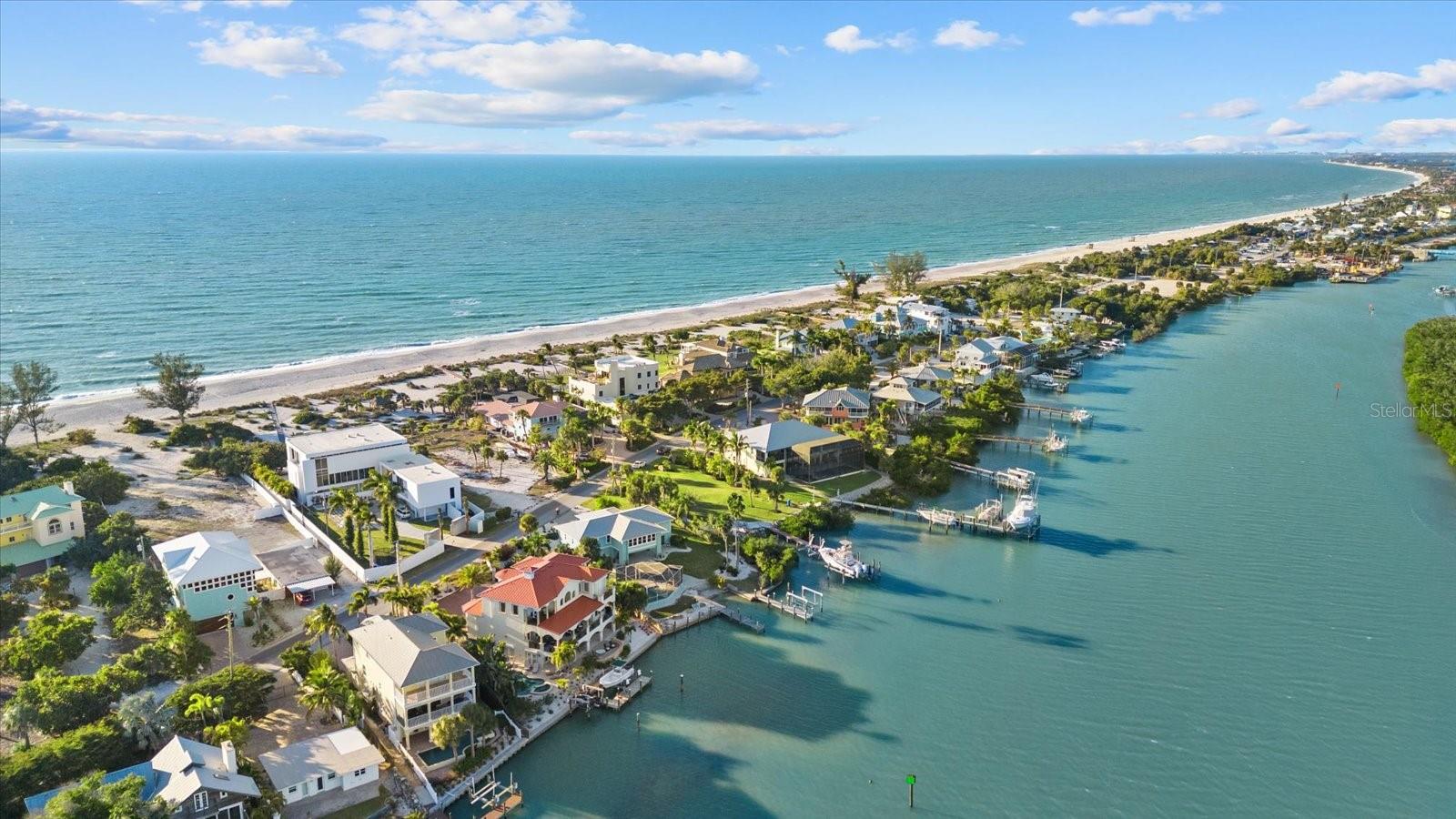 611 S CASEY KEY RD, NOKOMIS, FL, 34275