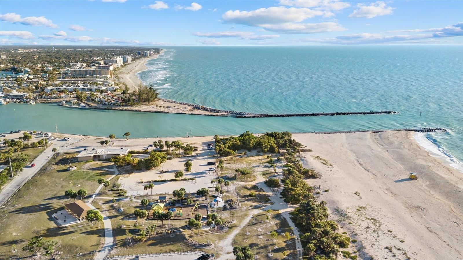 611 S CASEY KEY RD, NOKOMIS, FL, 34275