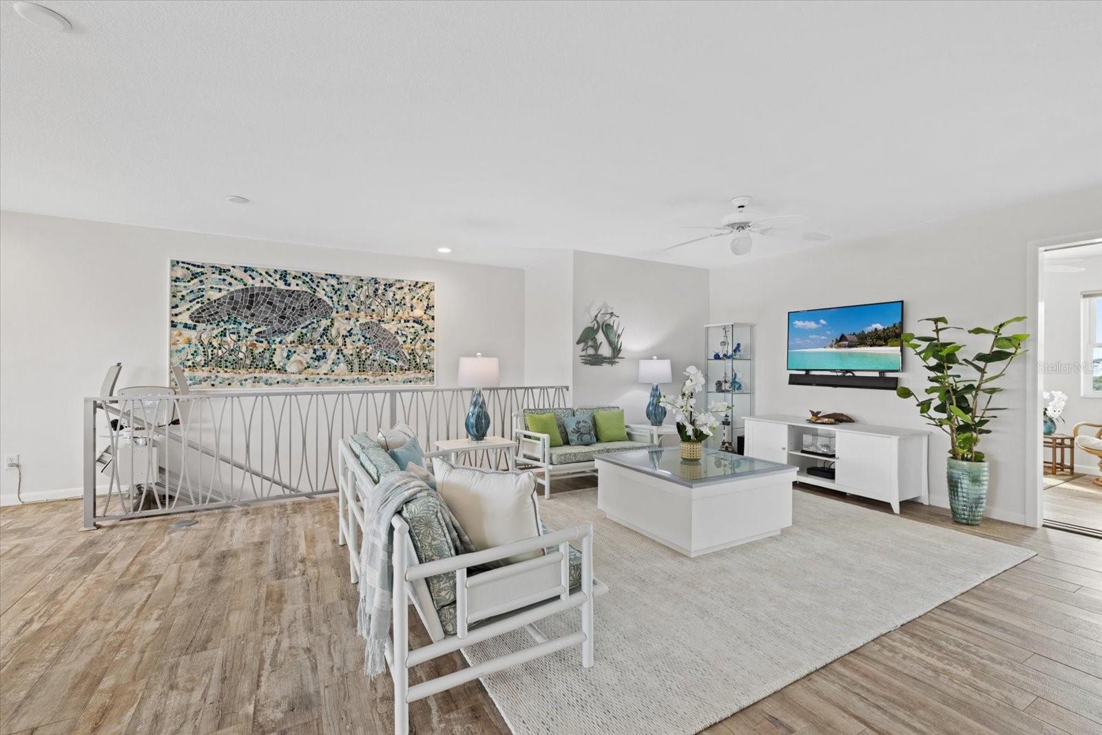 611 S CASEY KEY RD, NOKOMIS, FL, 34275