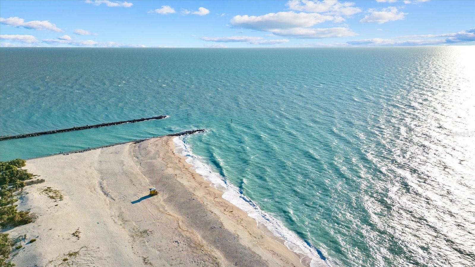 611 S CASEY KEY RD, NOKOMIS, FL, 34275