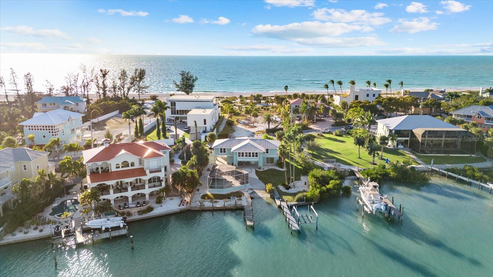 611 S CASEY KEY RD, NOKOMIS, FL, 34275