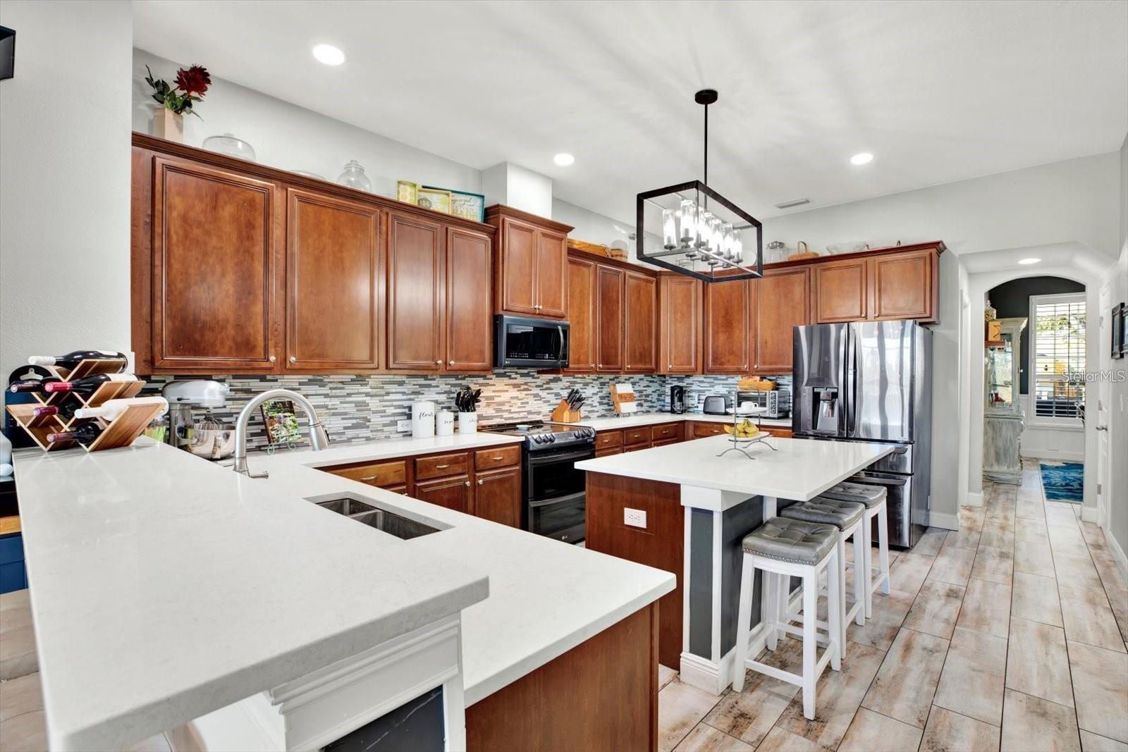 7023 DERWENT GLEN CIR, LAND O LAKES, FL, 34637