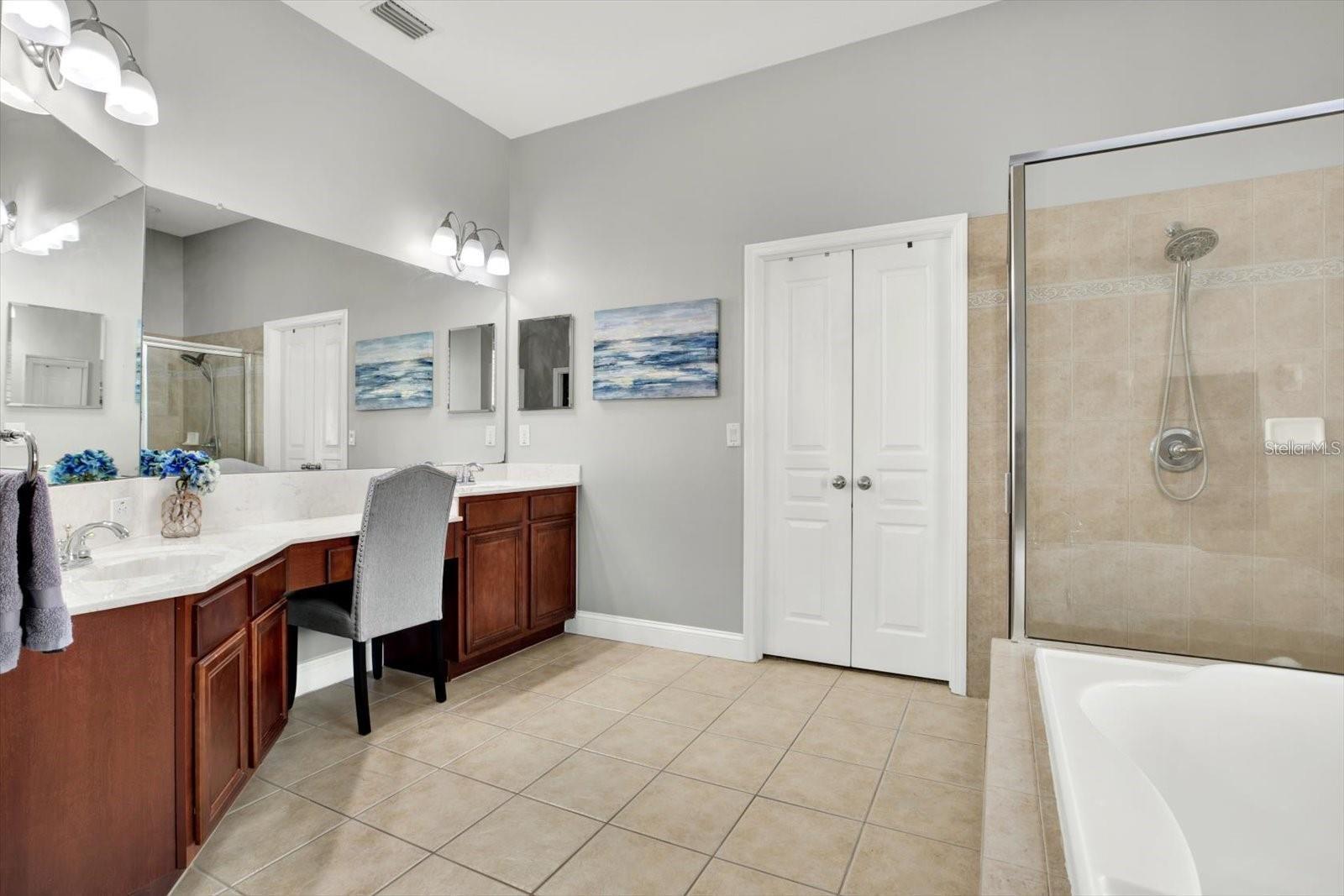 7023 DERWENT GLEN CIR, LAND O LAKES, FL, 34637