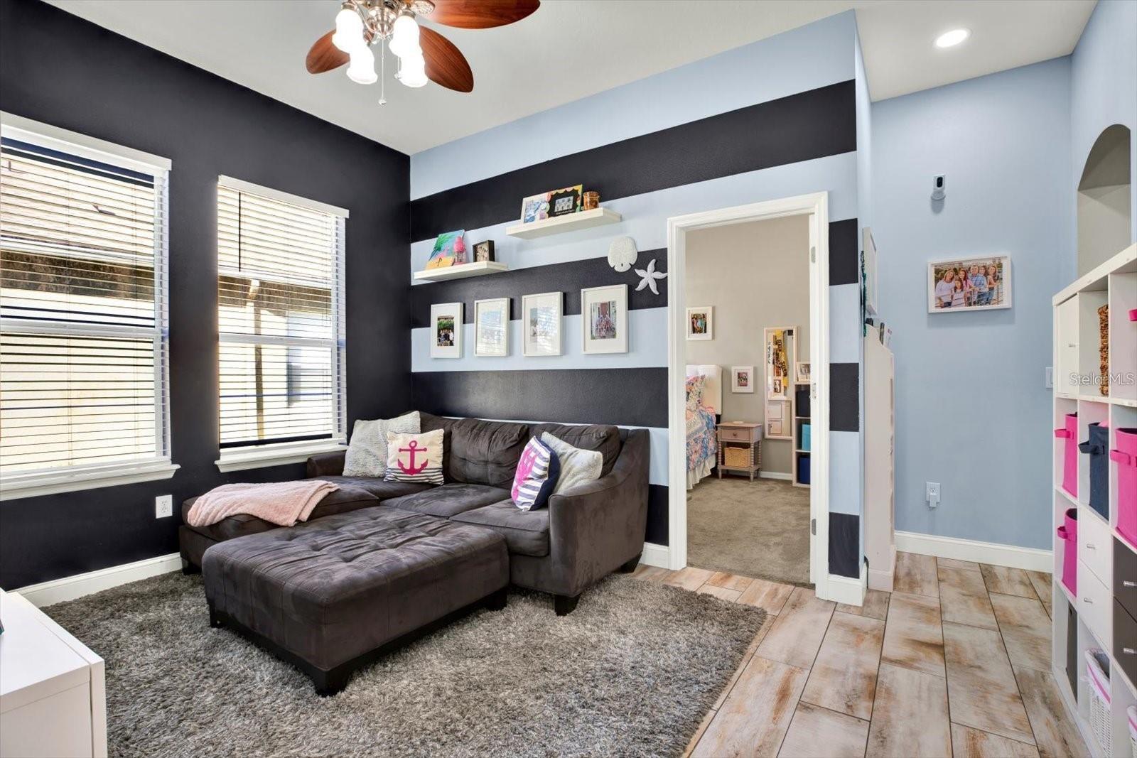 7023 DERWENT GLEN CIR, LAND O LAKES, FL, 34637