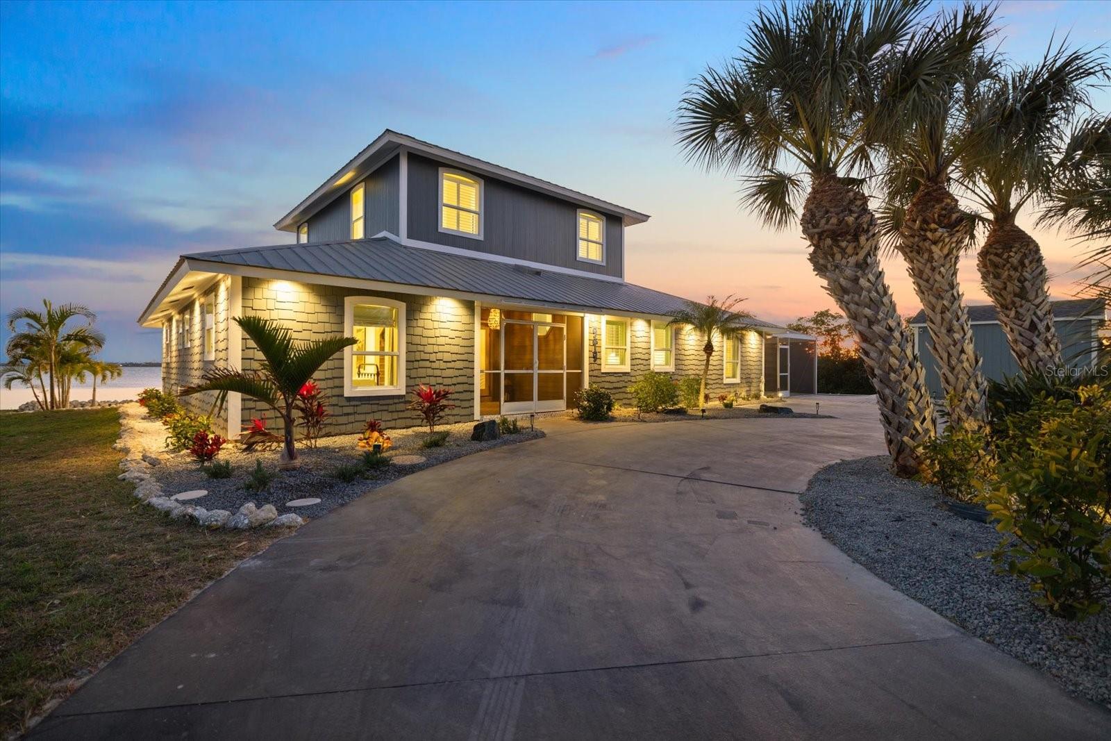 949 SUNCREST LN, ENGLEWOOD, FL, 34223