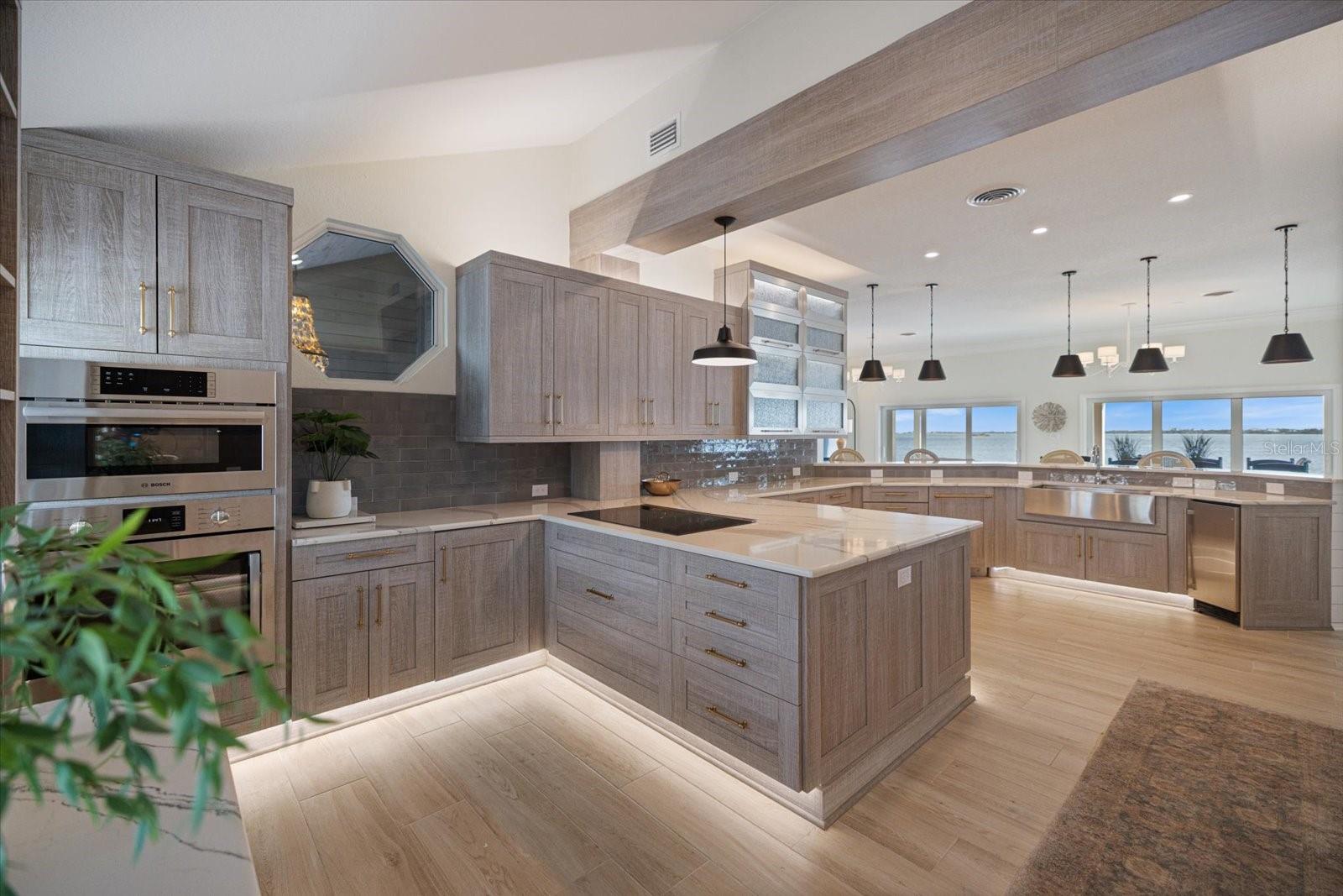 949 SUNCREST LN, ENGLEWOOD, FL, 34223