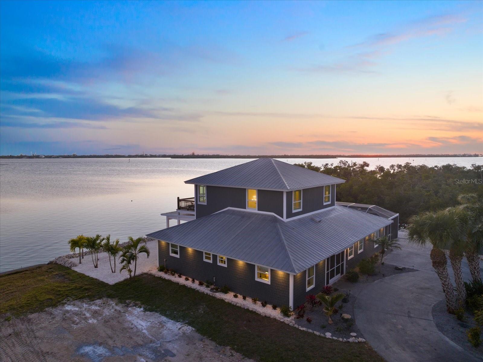 949 SUNCREST LN, ENGLEWOOD, FL, 34223