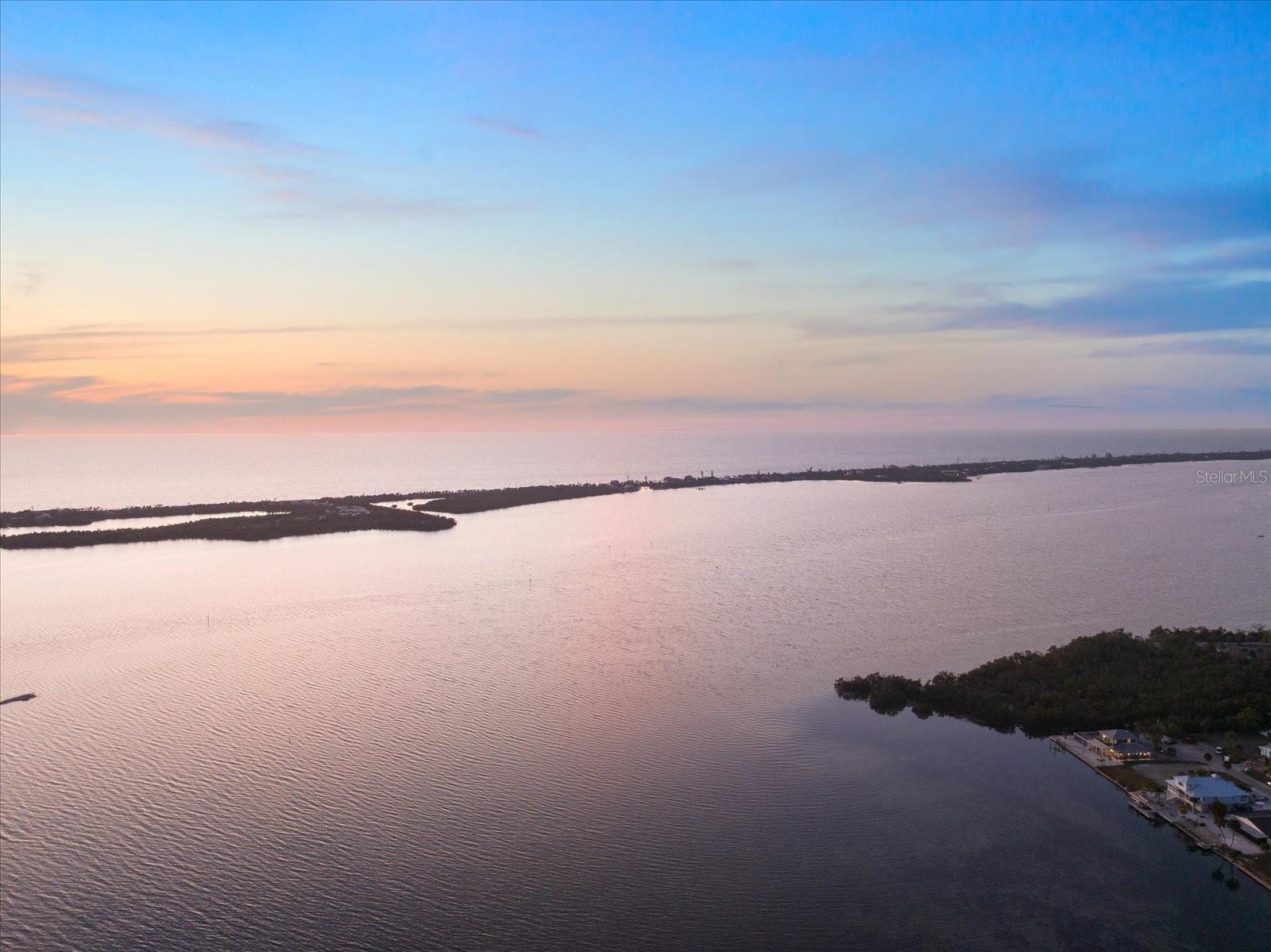 949 SUNCREST LN, ENGLEWOOD, FL, 34223