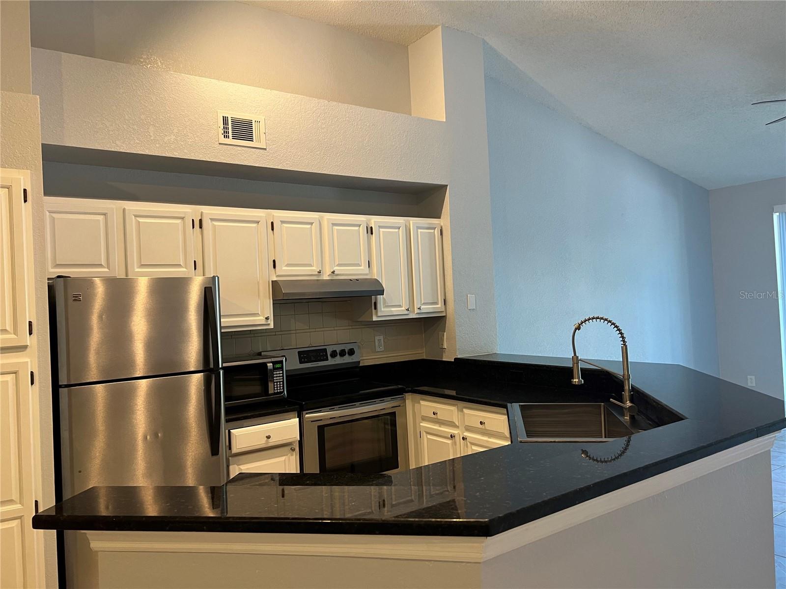 805 NORMANDY TRACE RD, TAMPA, FL, 33602