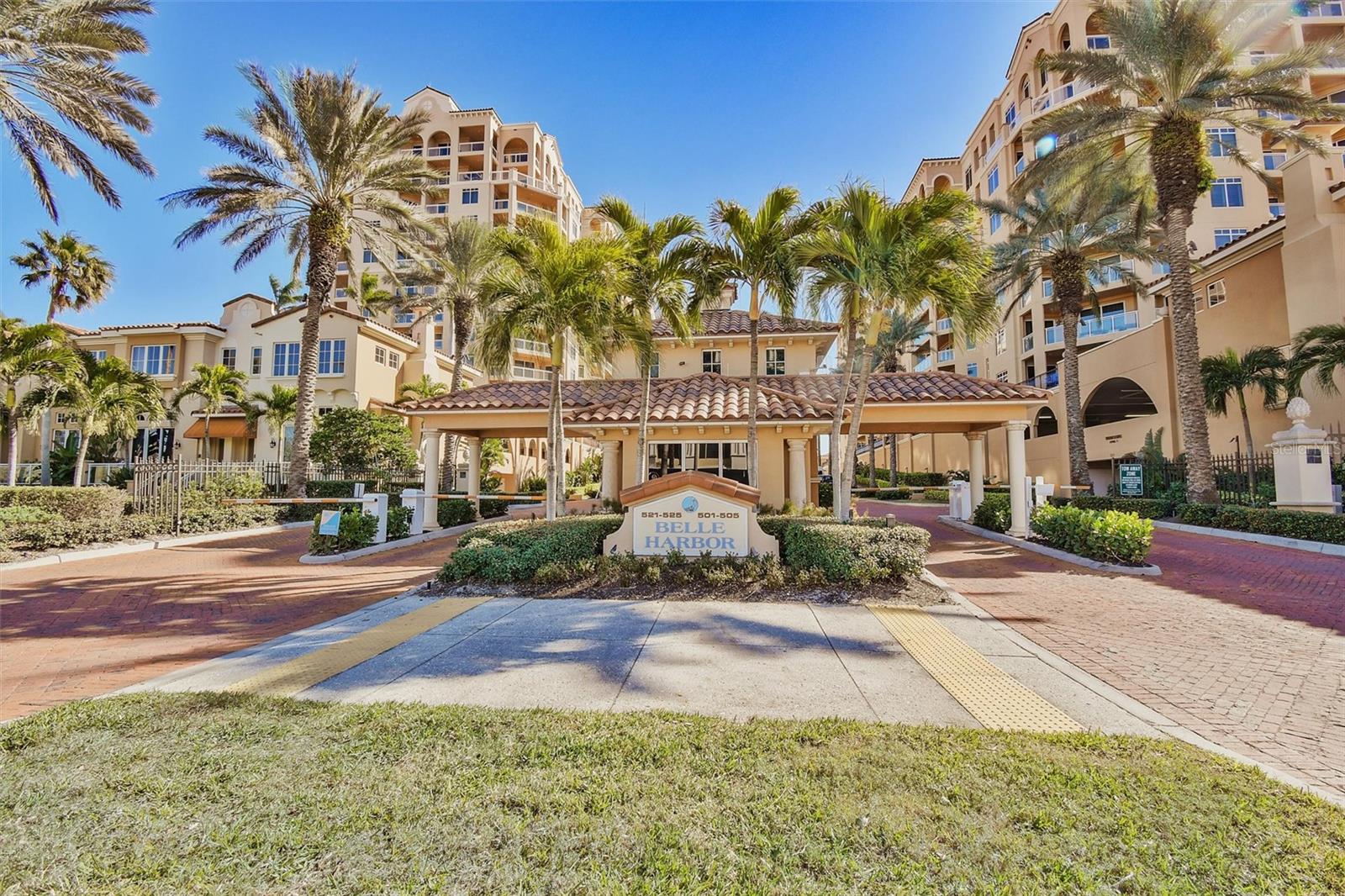 525 MANDALAY AVE #11, CLEARWATER BEACH, FL, 33767