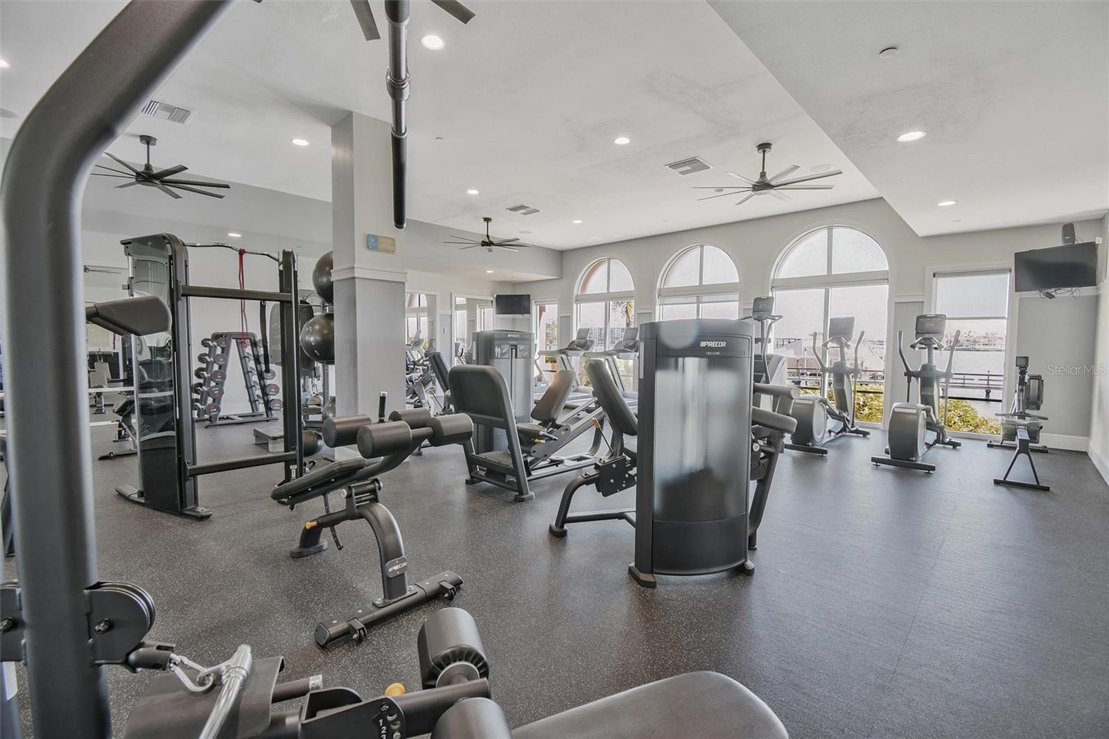 525 MANDALAY AVE #11, CLEARWATER BEACH, FL, 33767