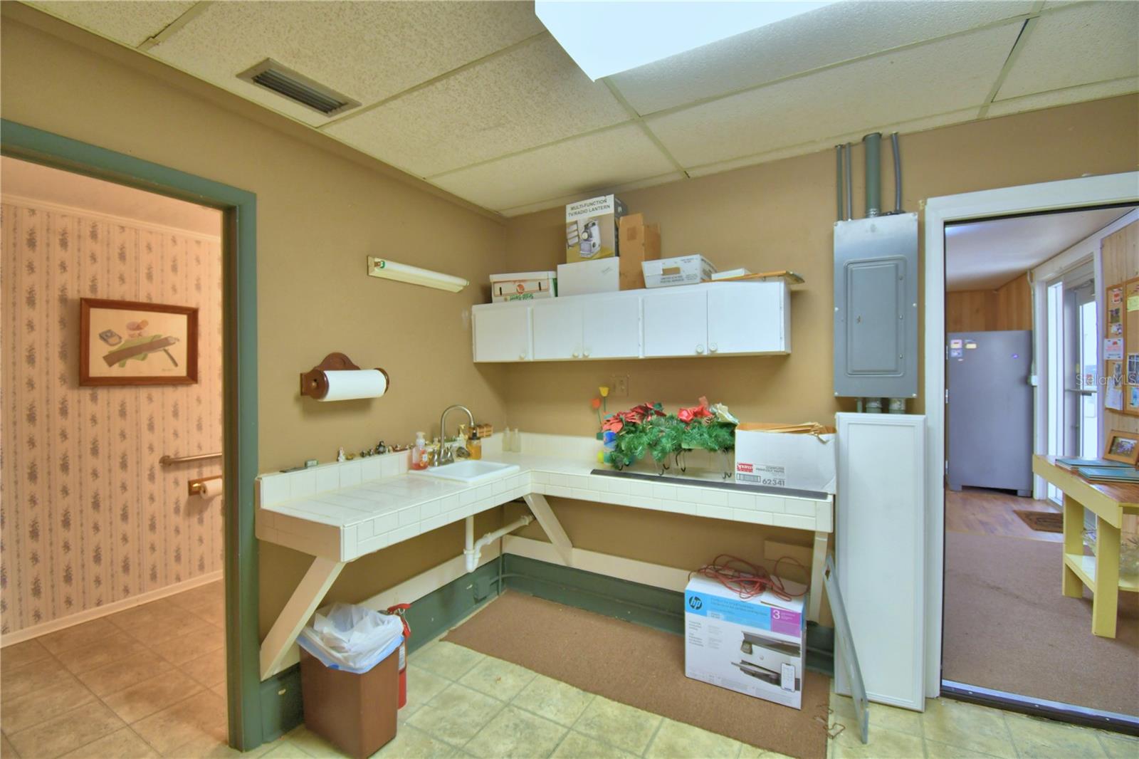 22 E WALL ST, FROSTPROOF, FL, 33843